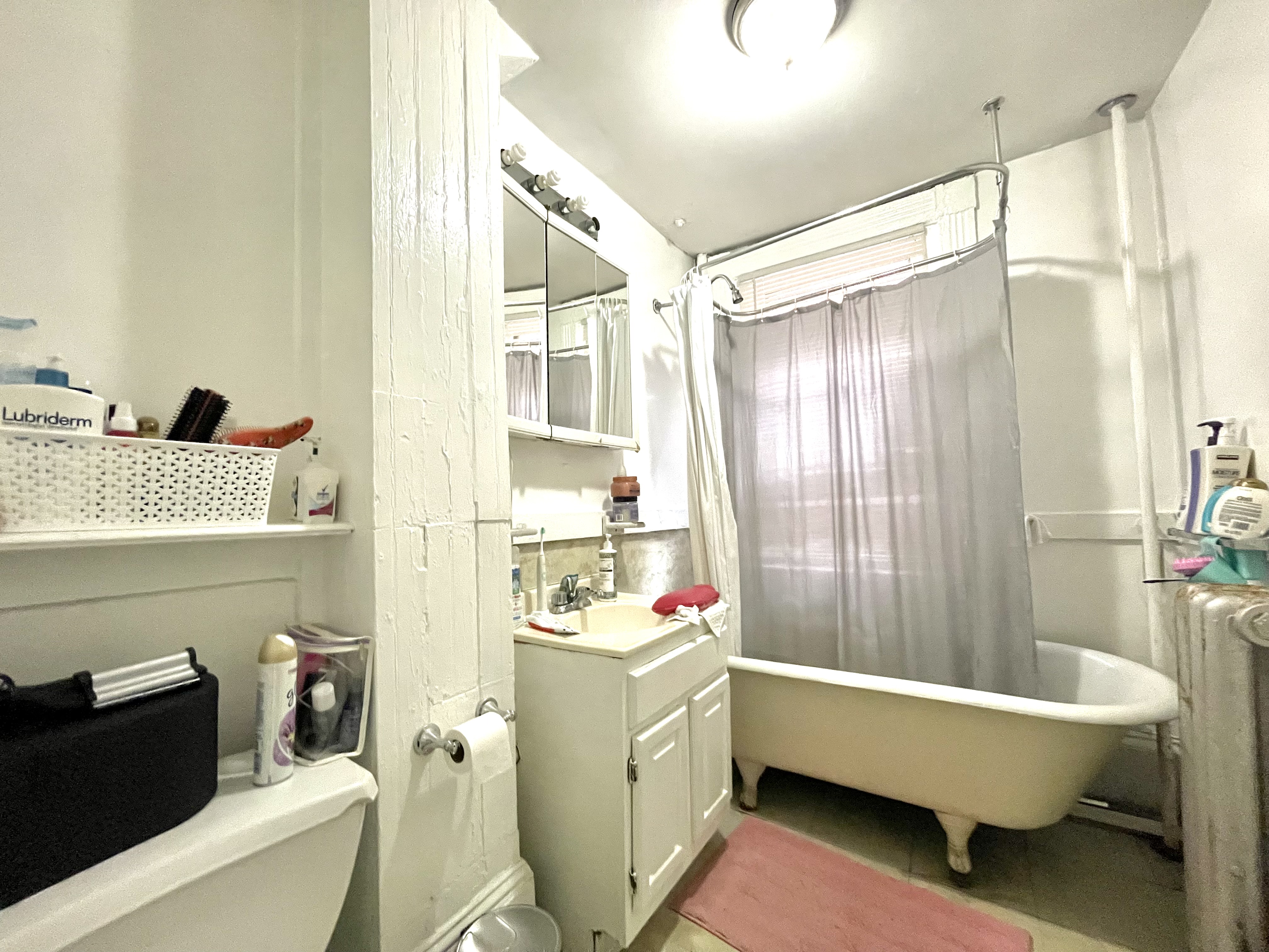 2 Champney Pl, Beacon Hill