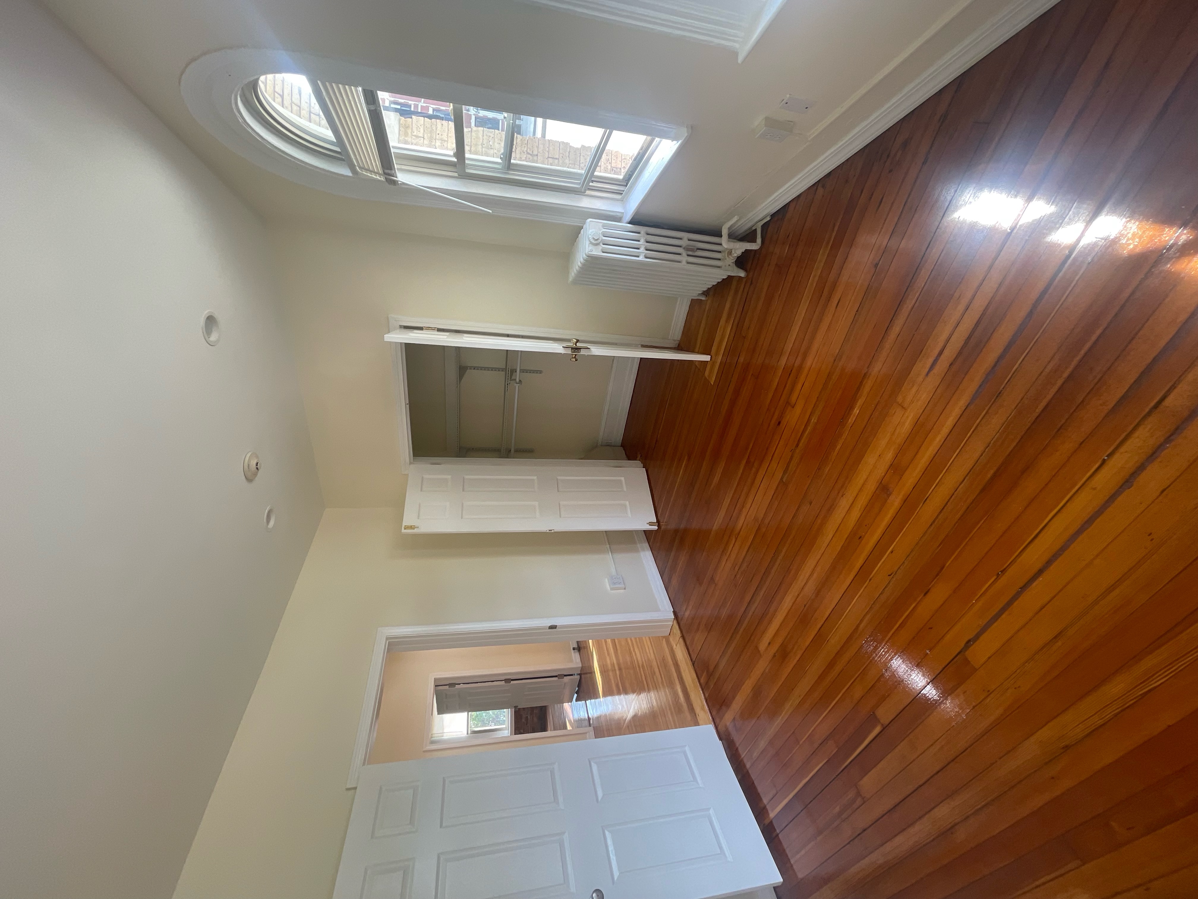 879 Beacon St, Fenway