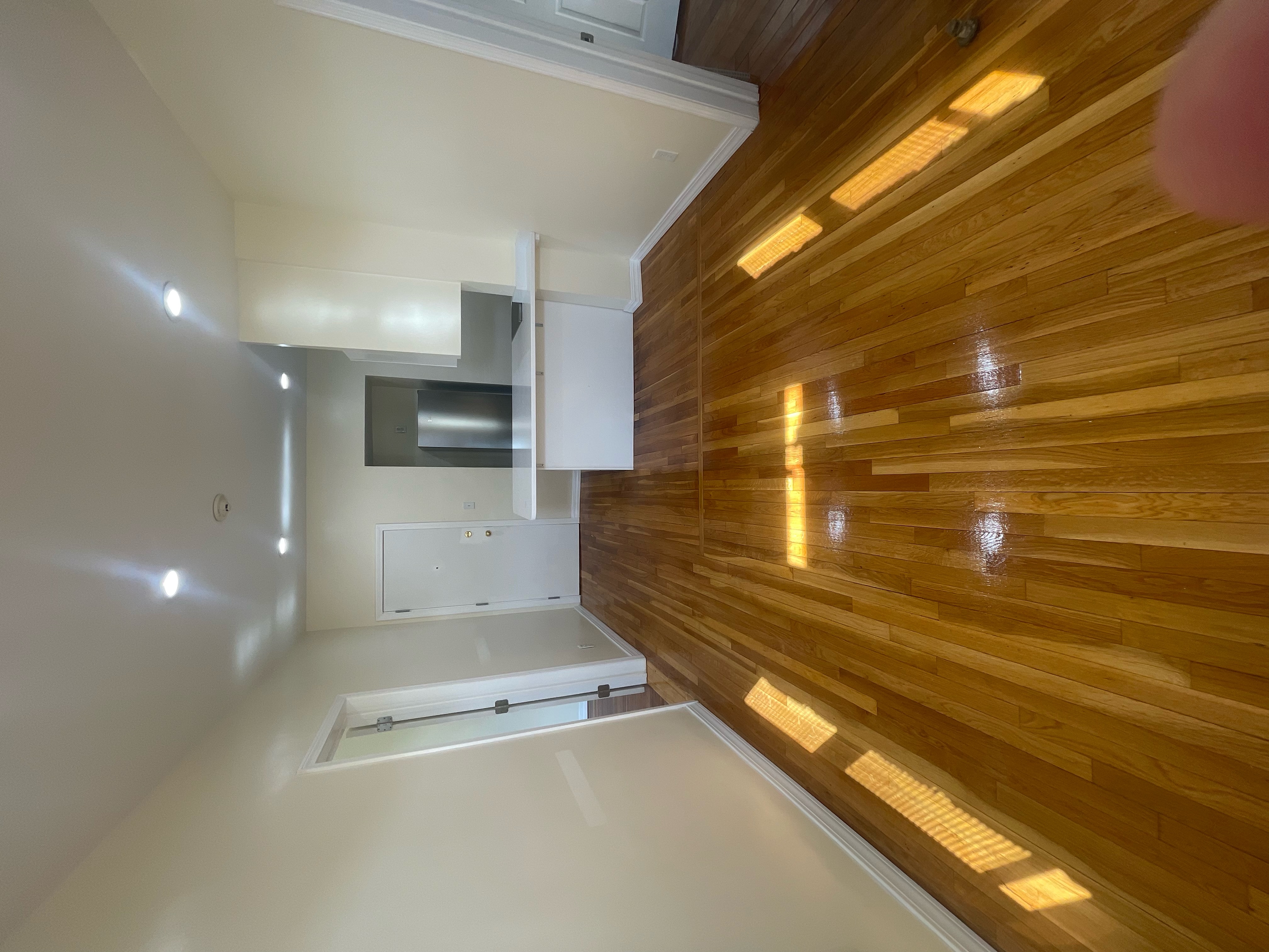 879 Beacon St, Fenway