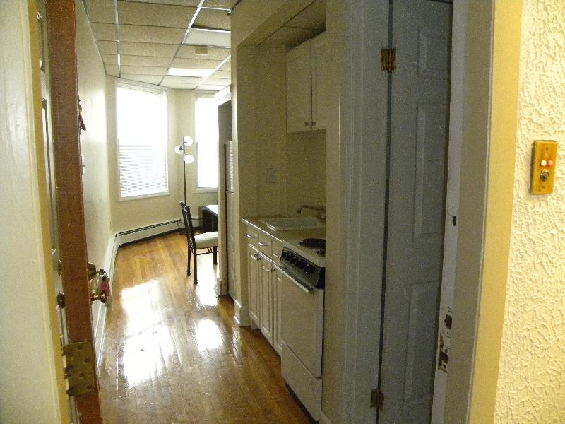 879 Beacon St, Fenway