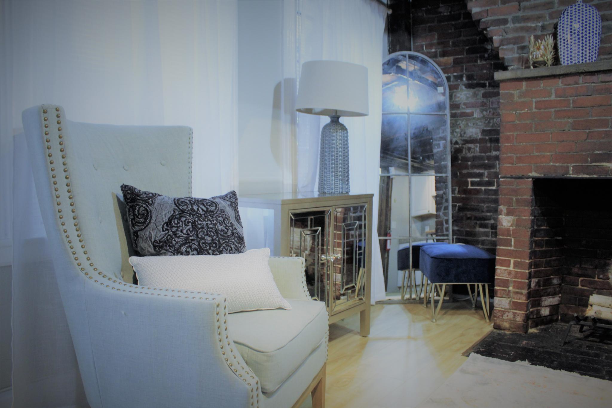 1 Champney Pl, Beacon Hill