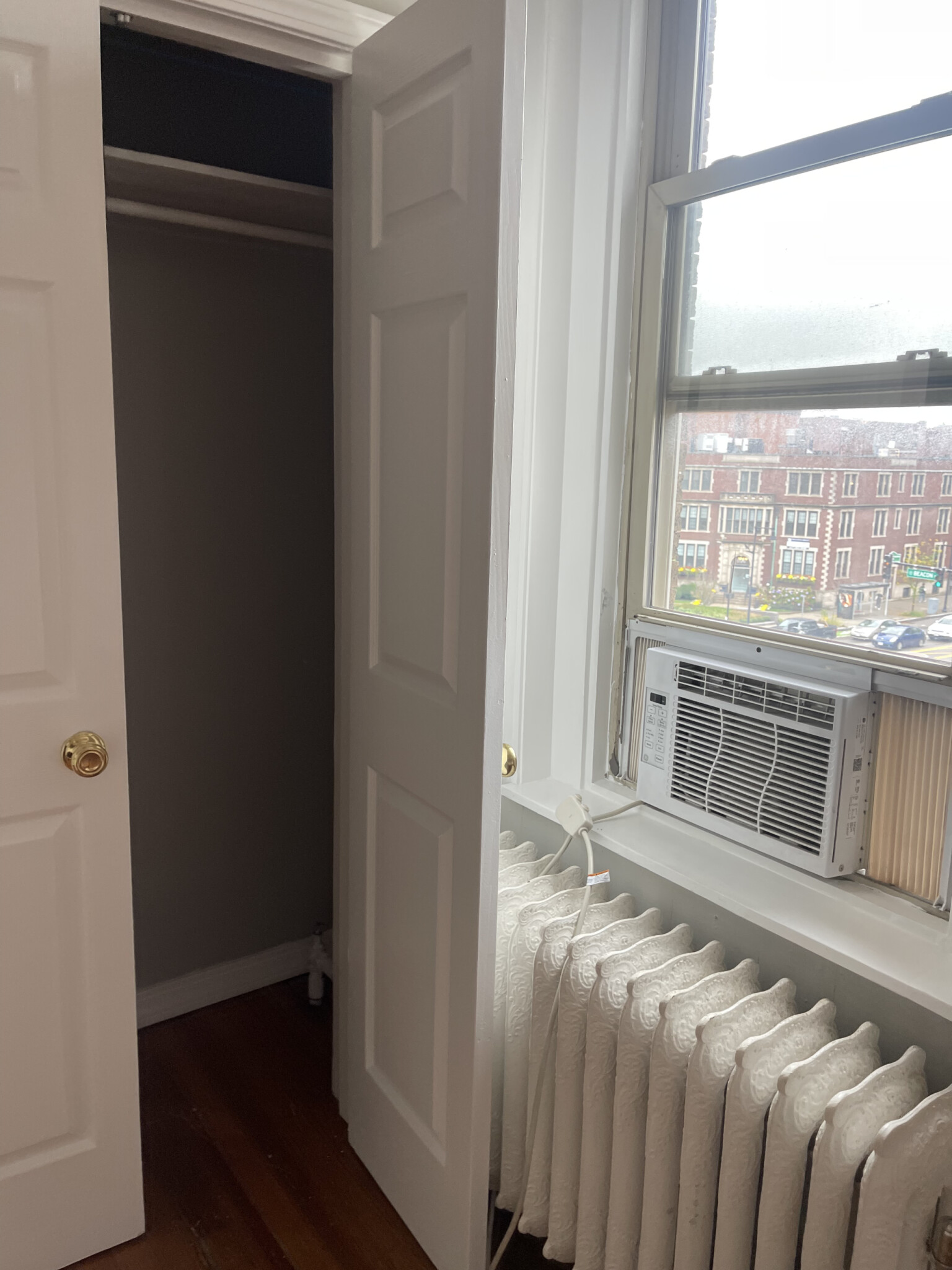 879 Beacon St, Fenway