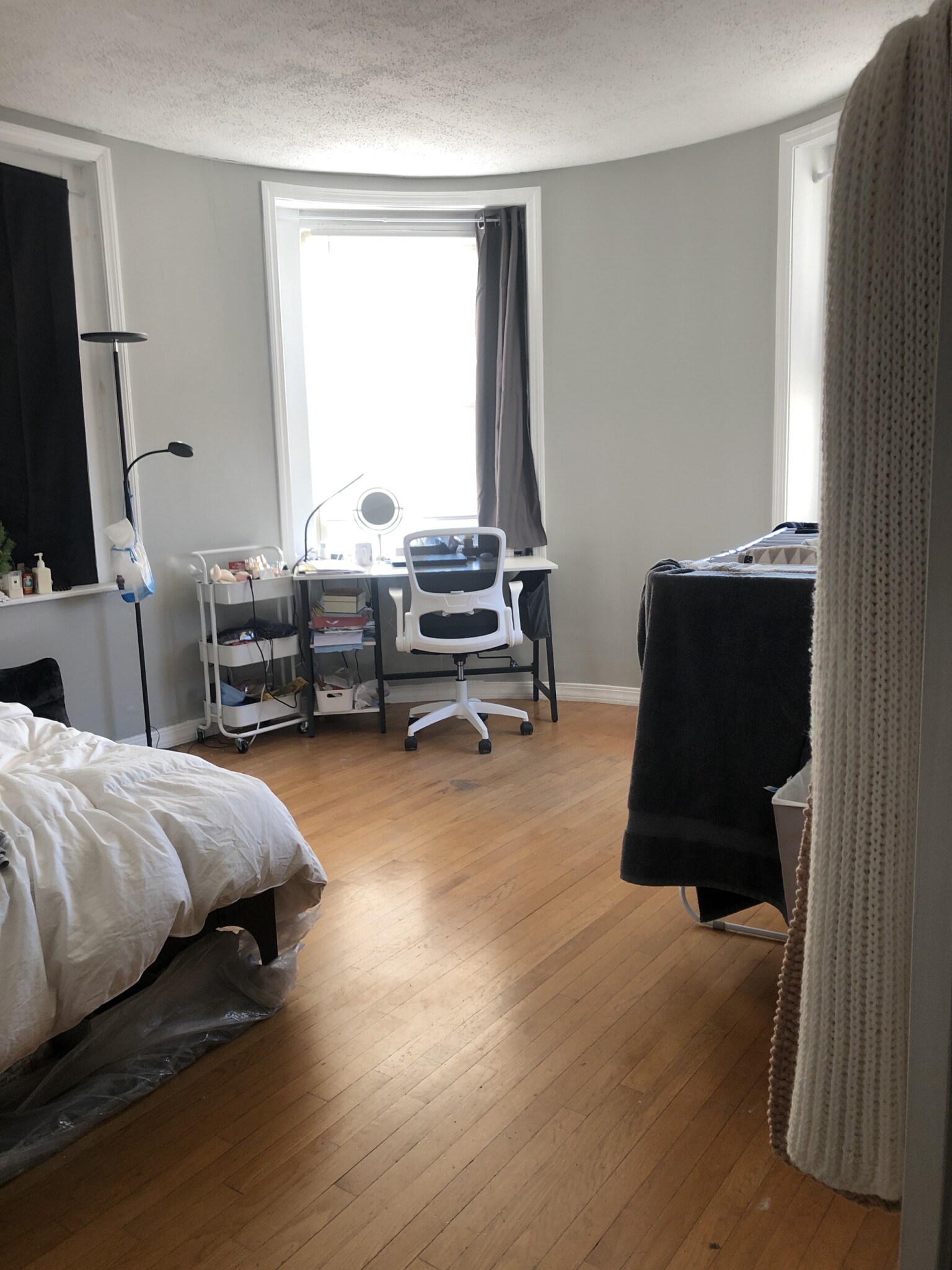 879 Beacon St, Fenway