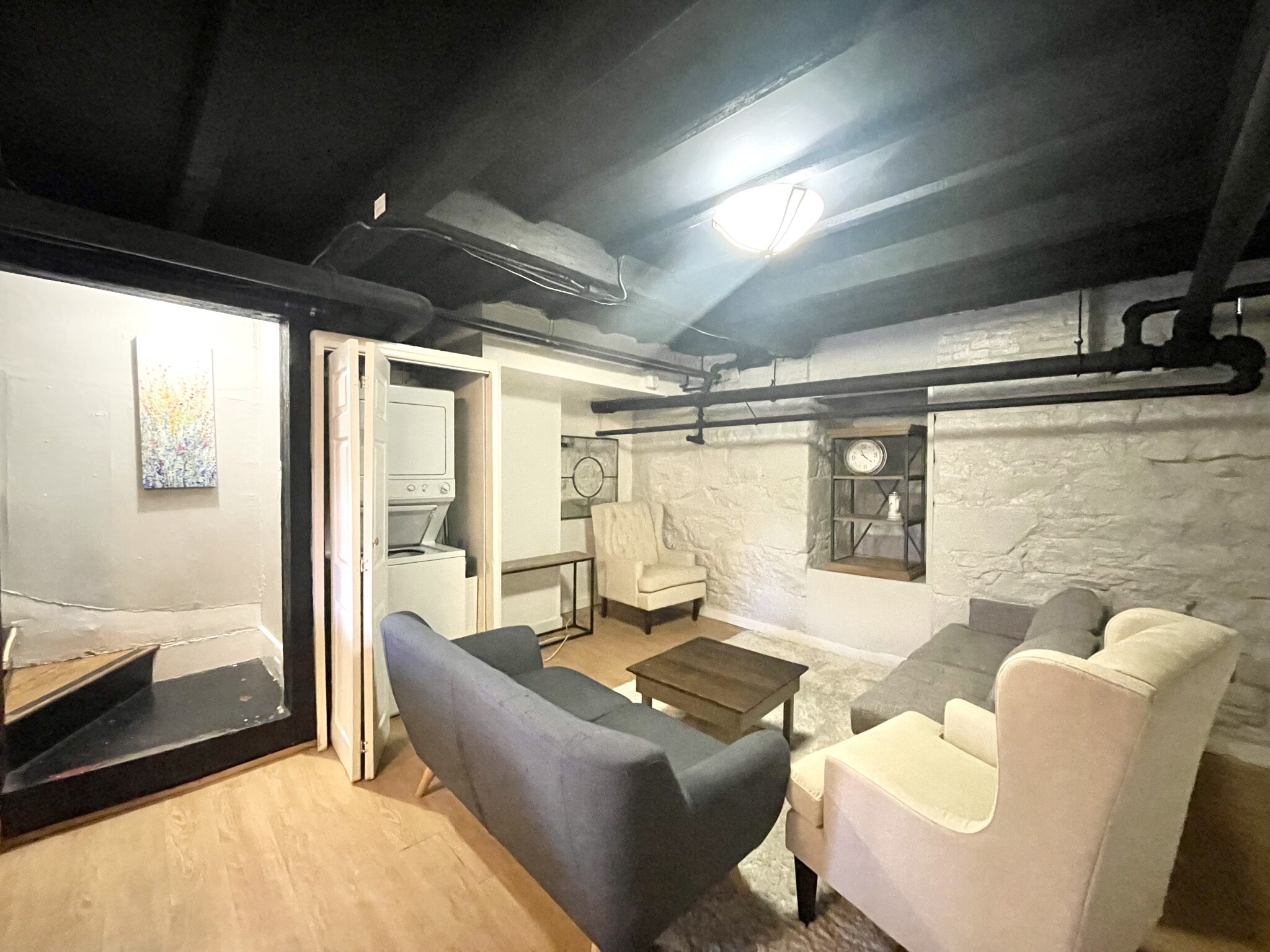 4 Champney Pl, Beacon Hill