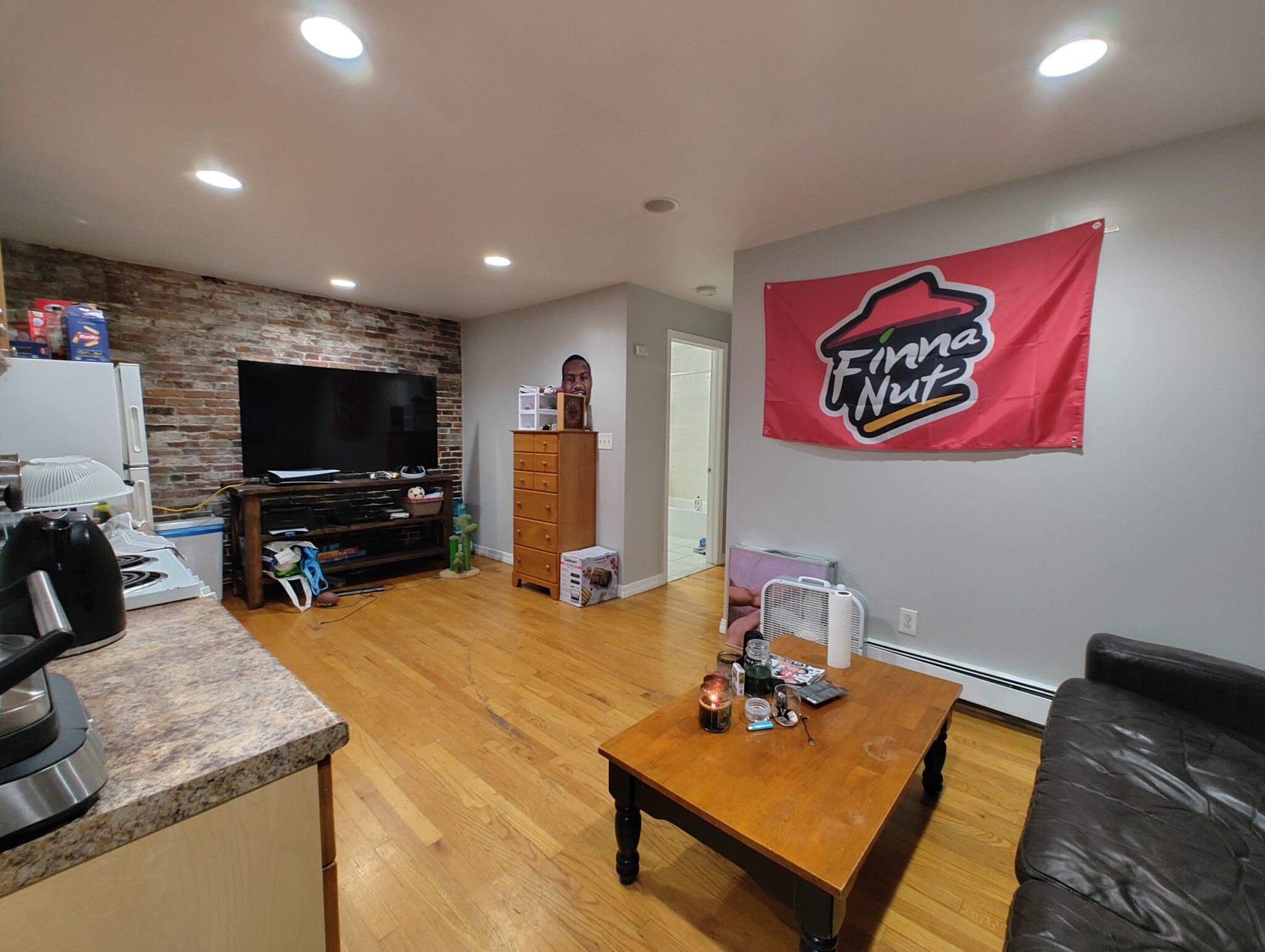 Photos of apartment on Salem St.,Boston MA 02113