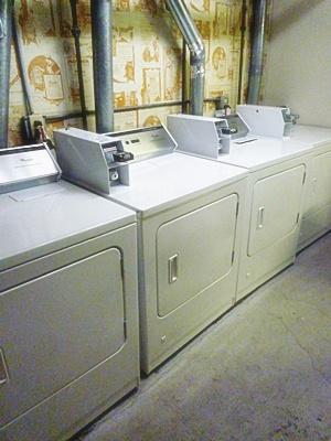 1834 Beacon St, Washington Square