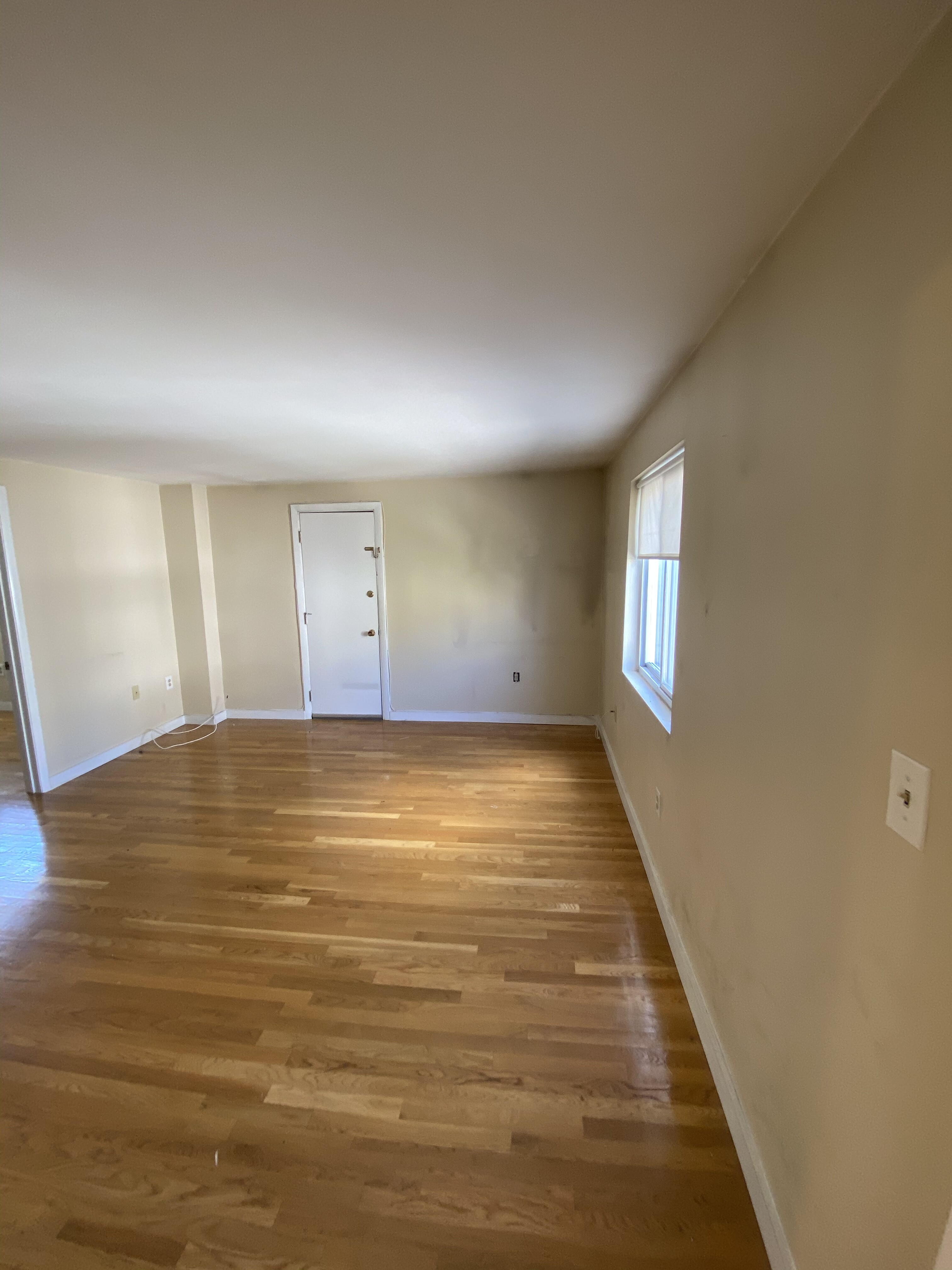 385 Dorchester St, South Boston