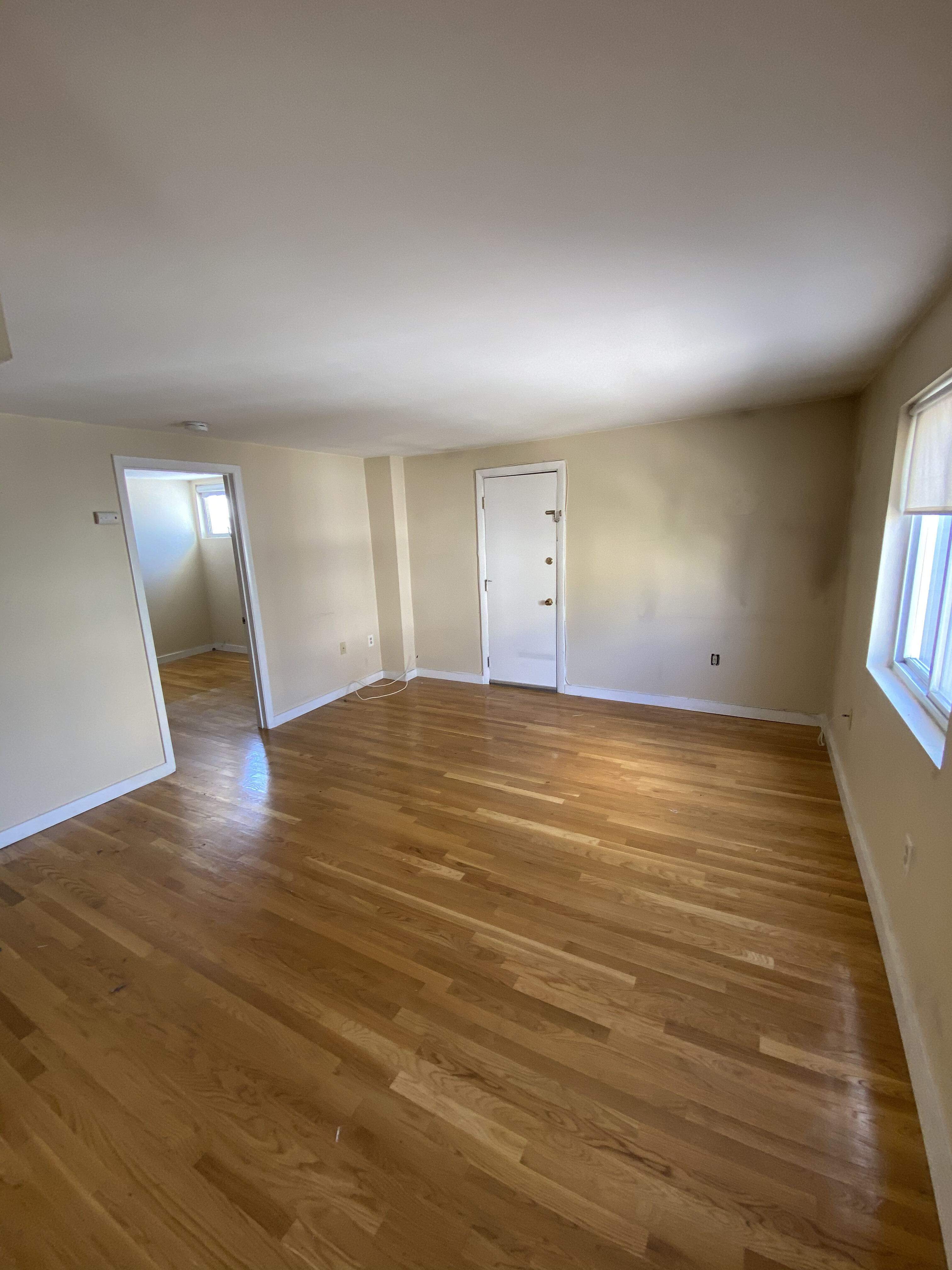 385 Dorchester St, South Boston