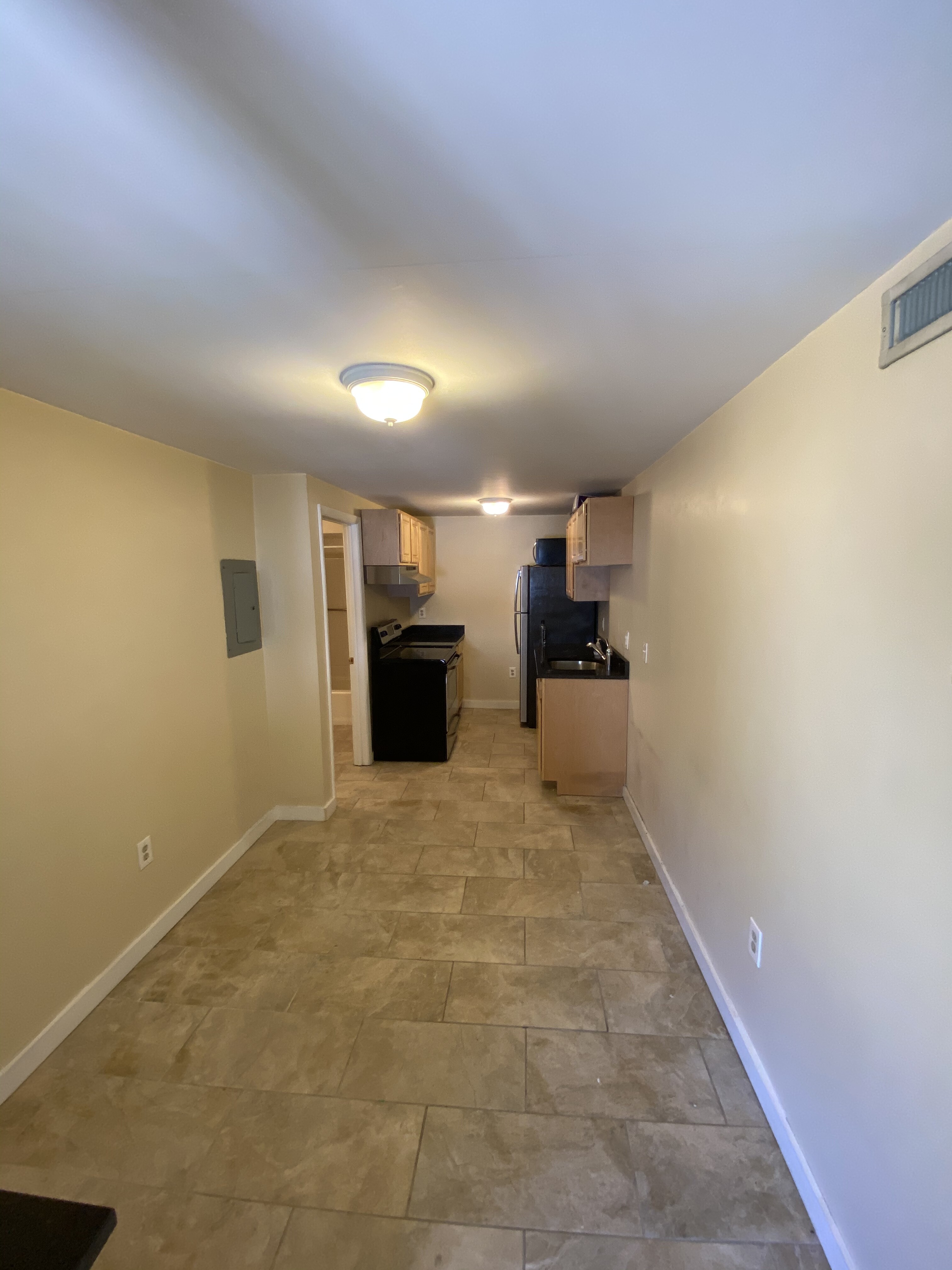 385 Dorchester St, South Boston