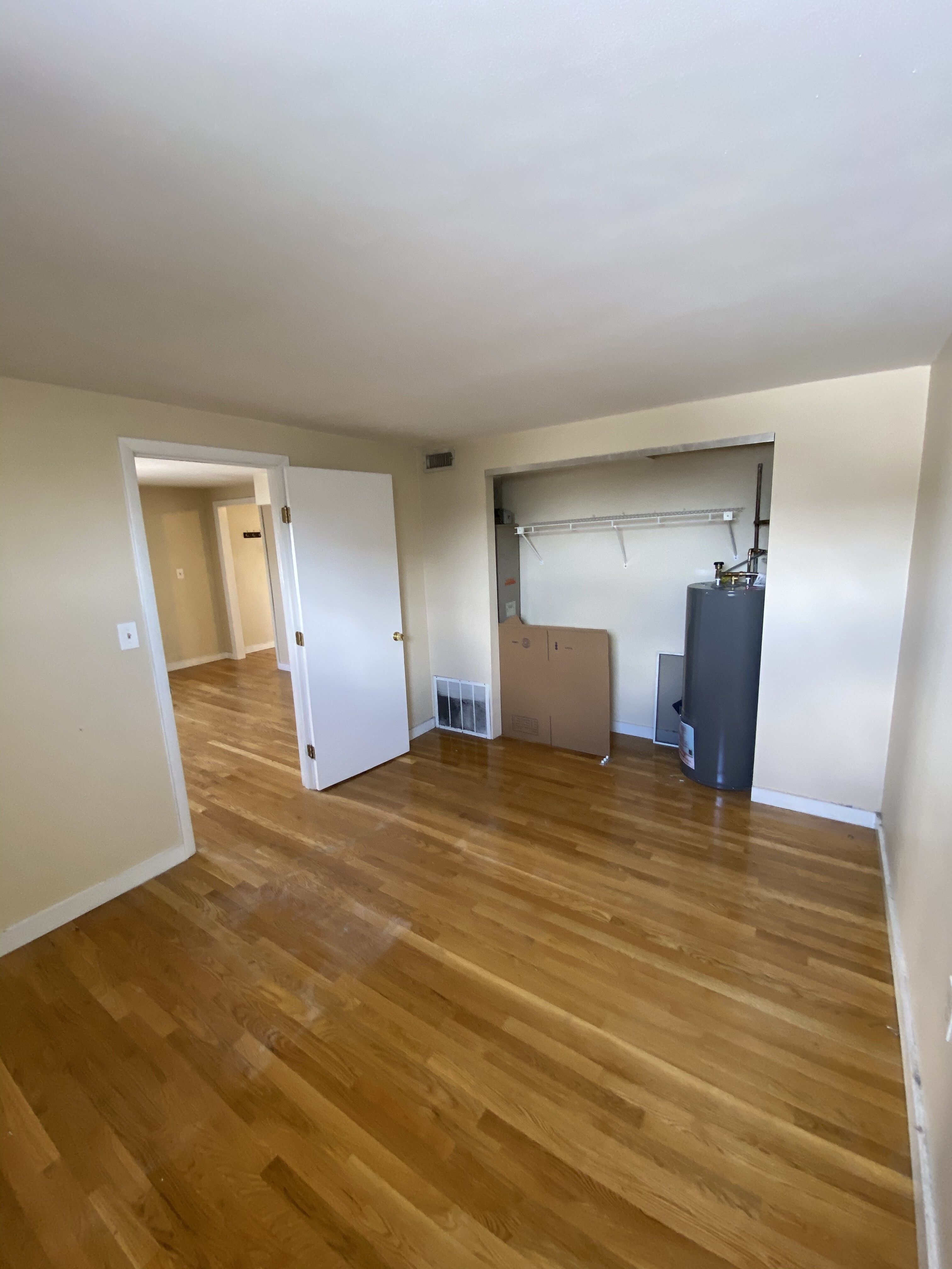 385 Dorchester St, South Boston