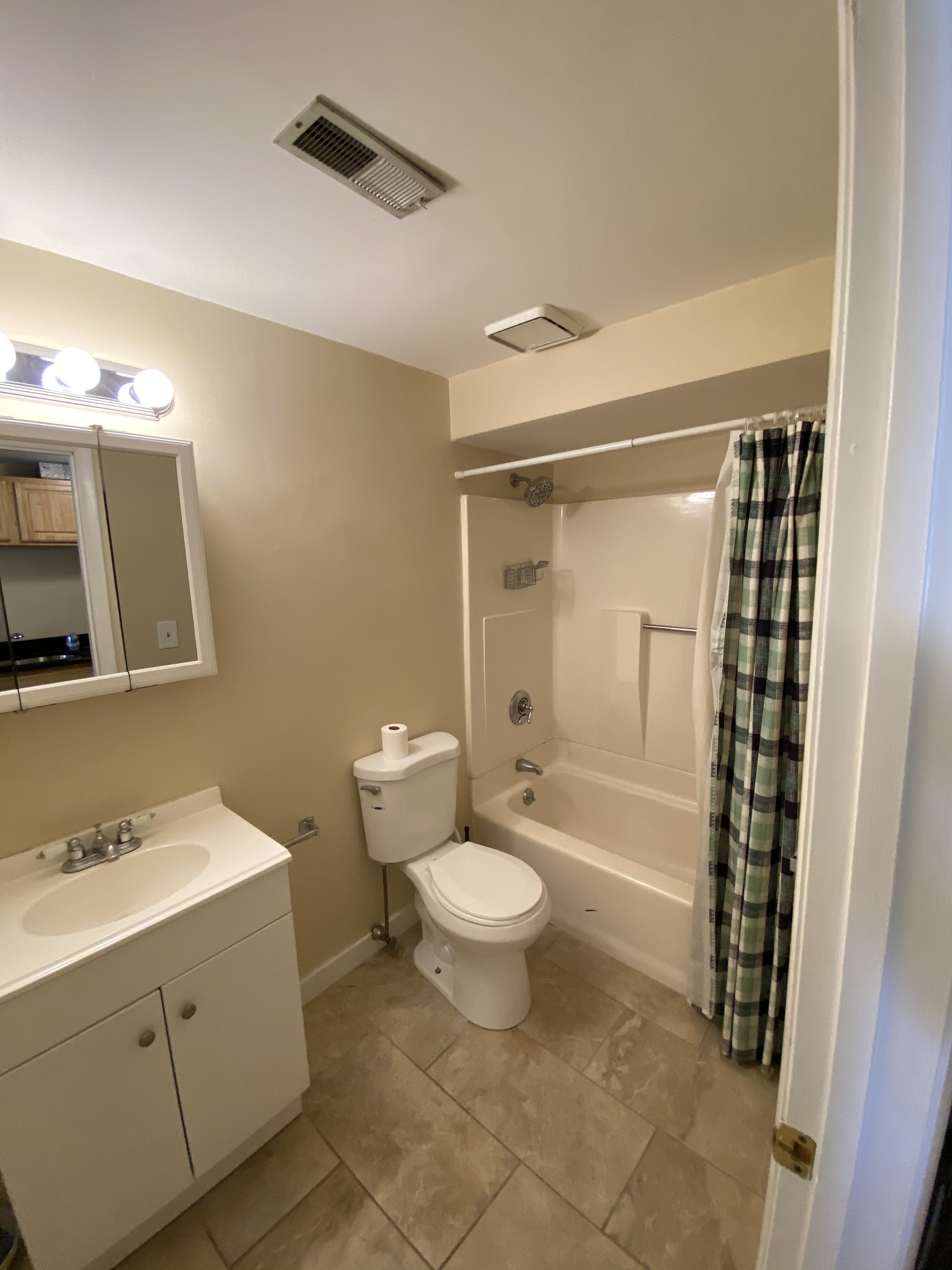 385 Dorchester St, South Boston