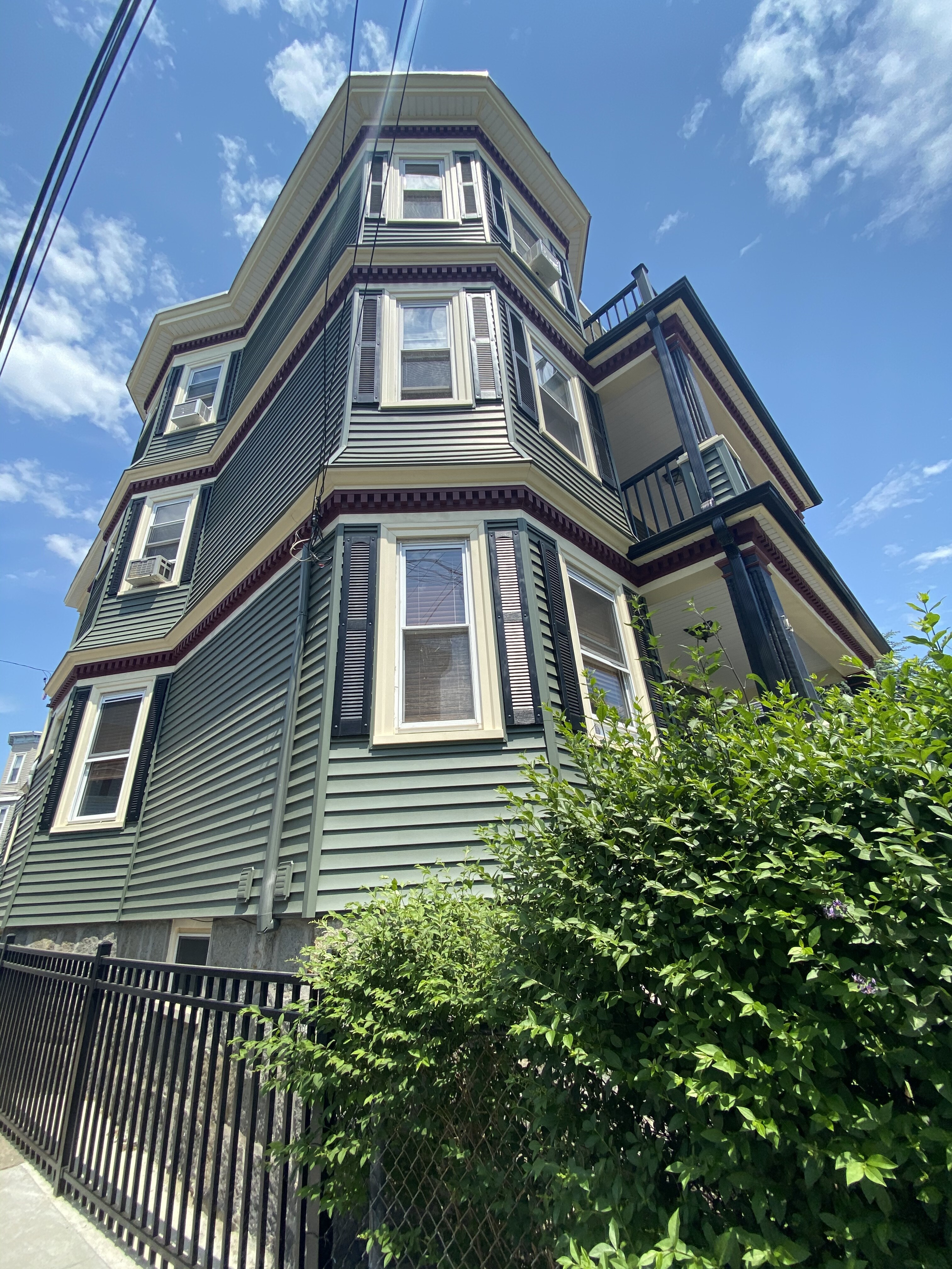 16 Crescent Ave, Dorchester