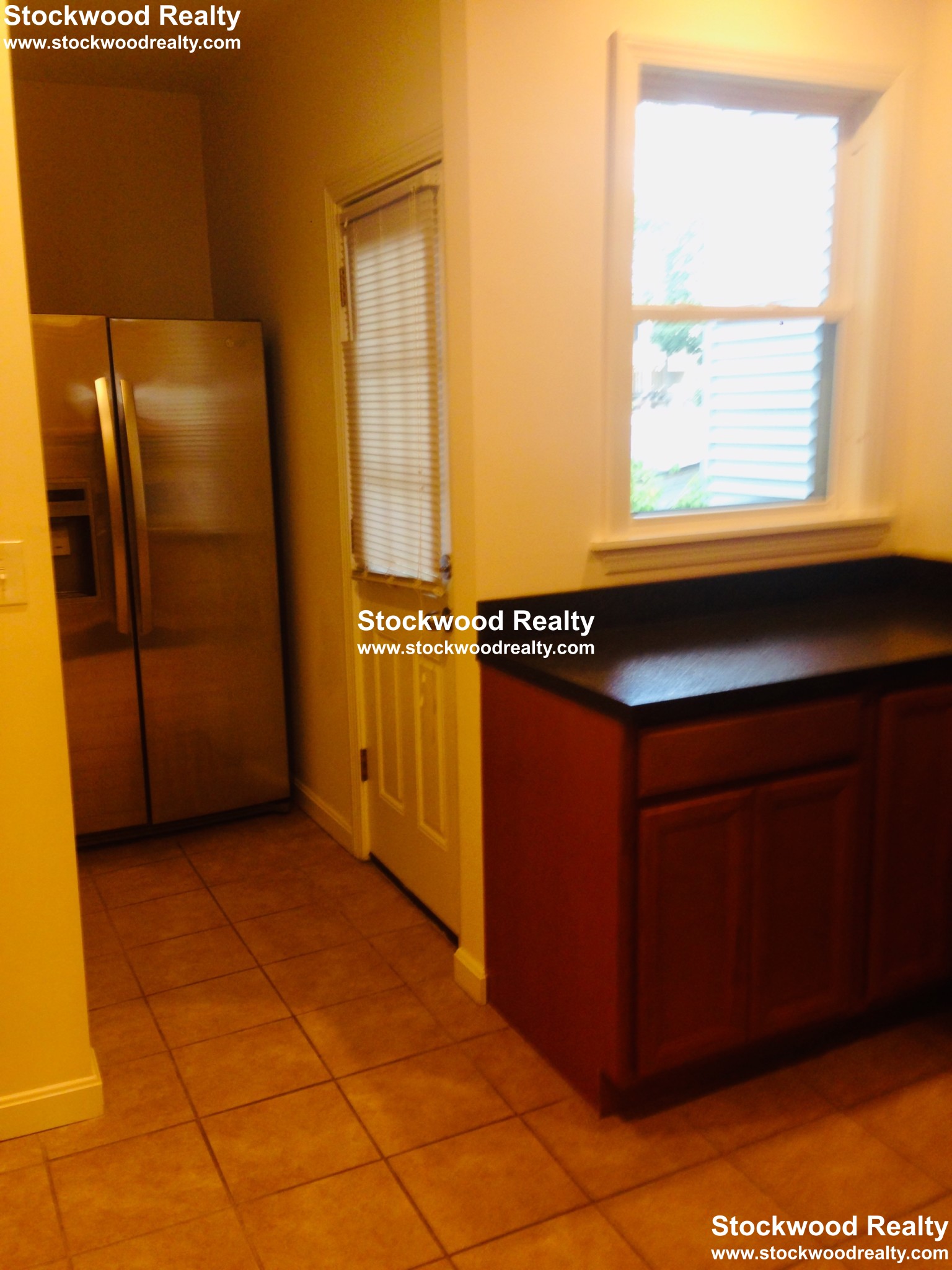 34 Harbor View St, Dorchester