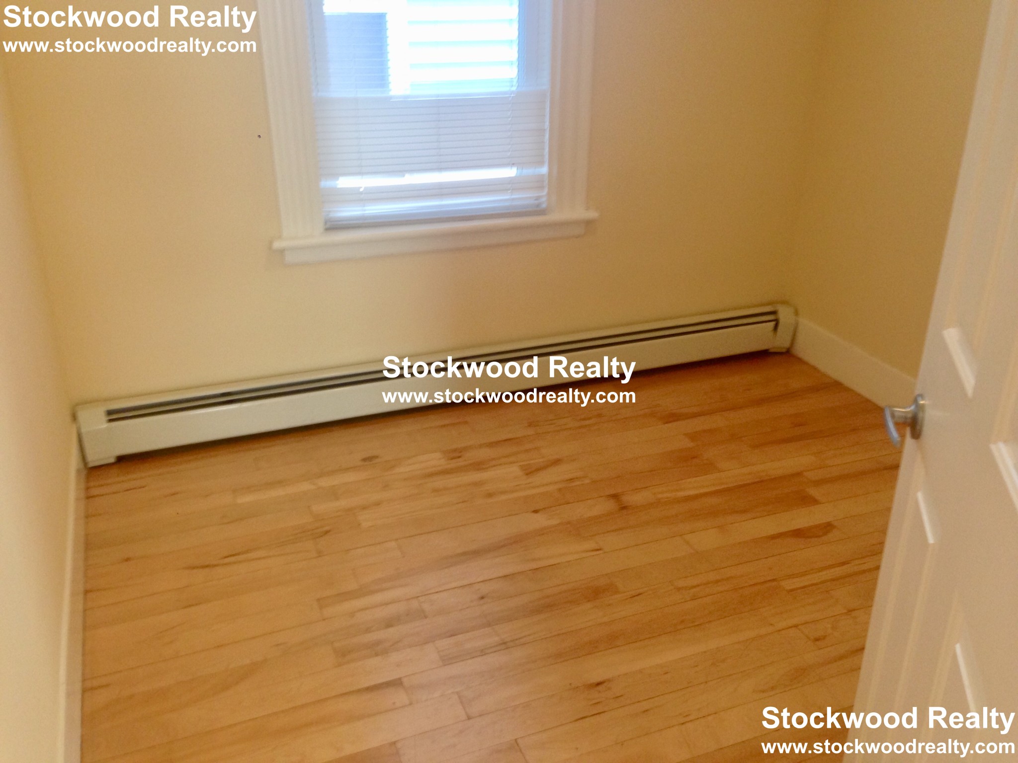 34 Harbor View St, Dorchester