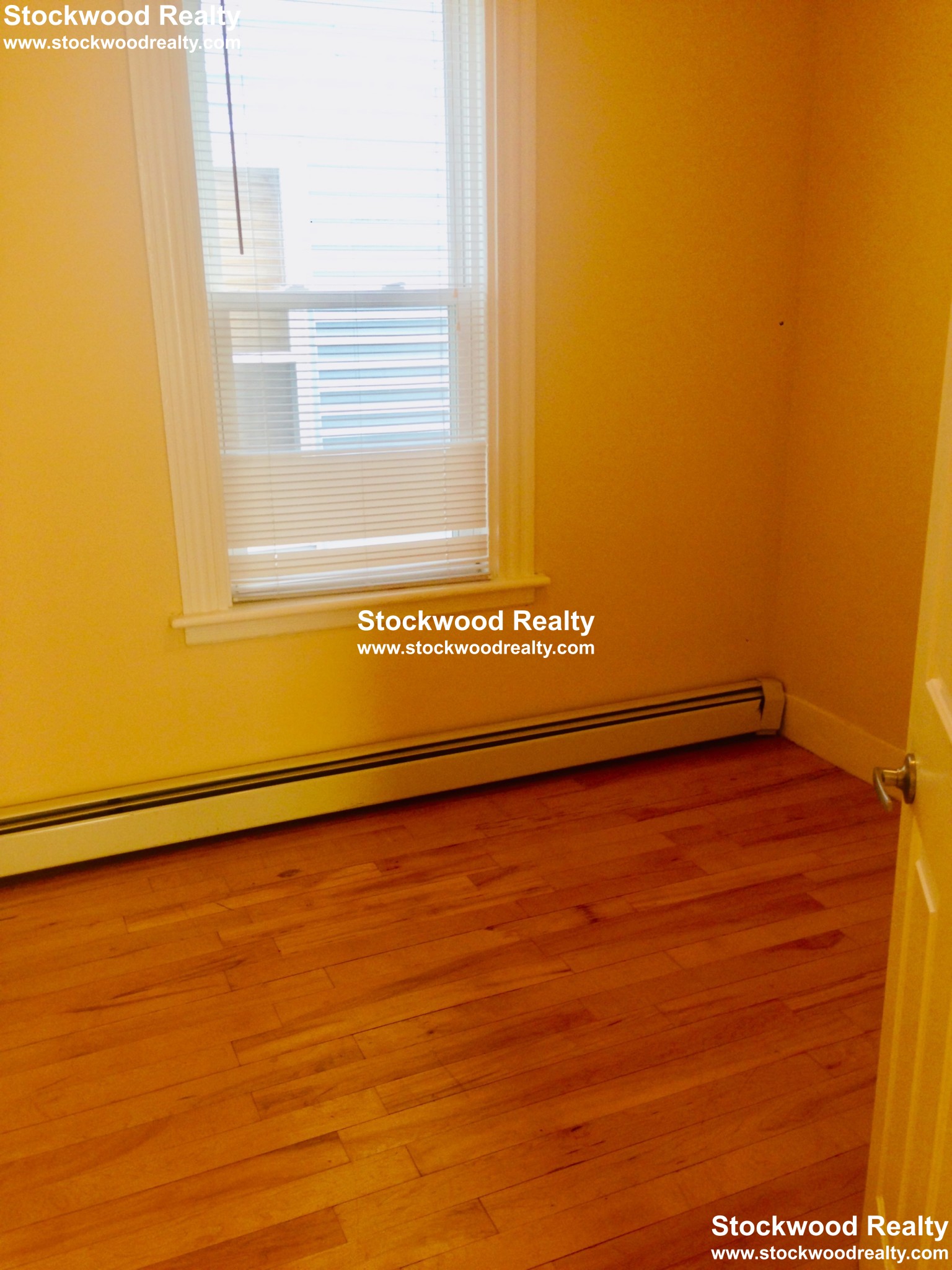 34 Harbor View St, Dorchester