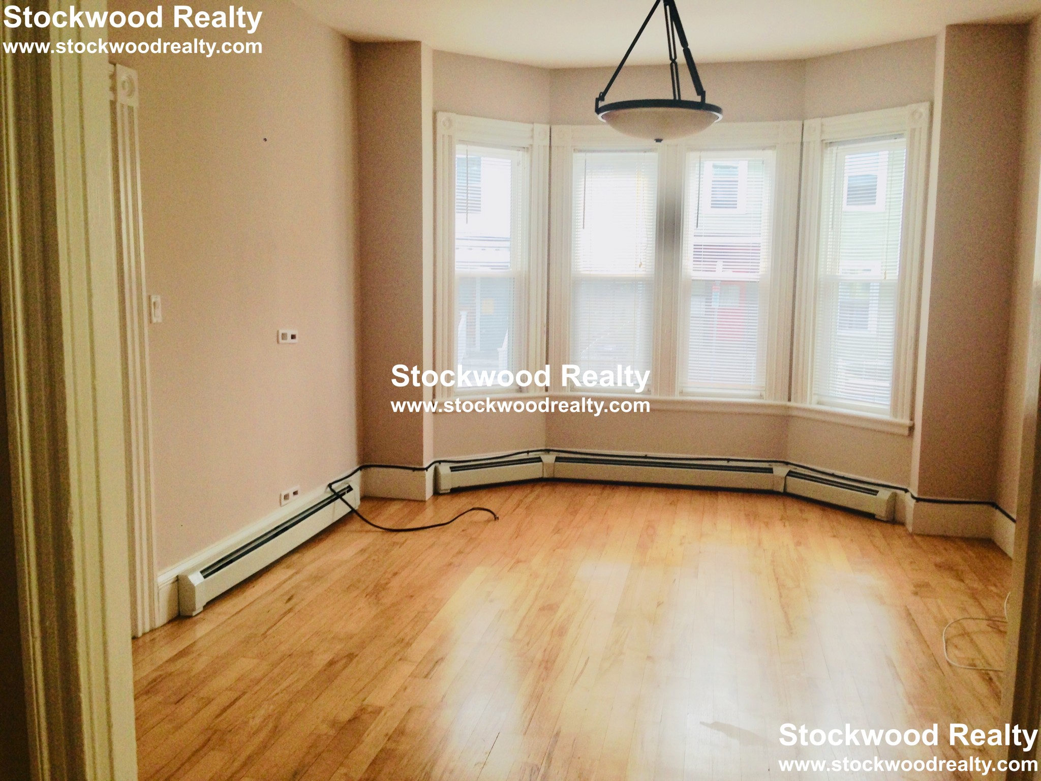 34 Harbor View St, Dorchester