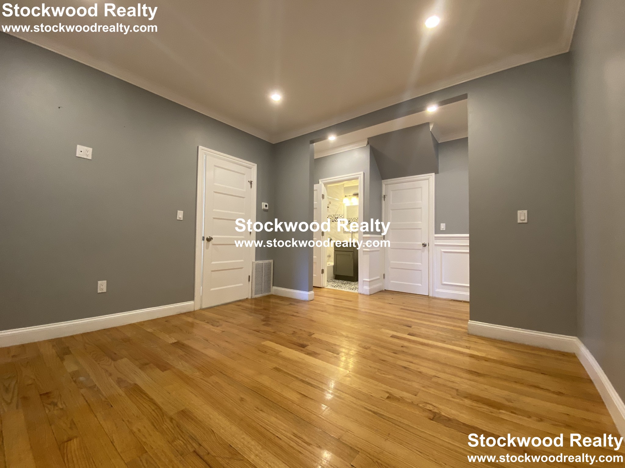 843 Dorchester Ave, Dorchester