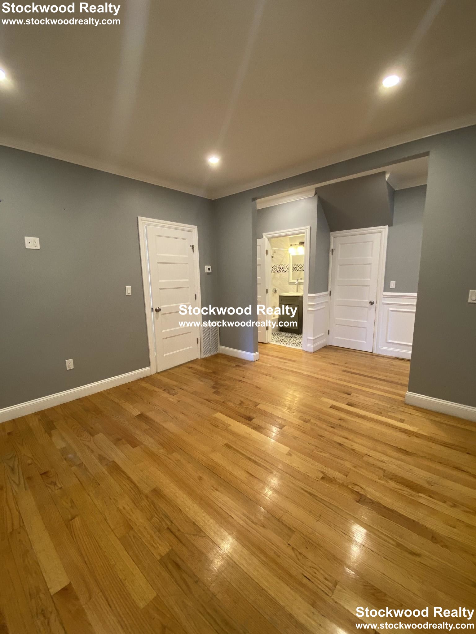 843 Dorchester Ave, Dorchester