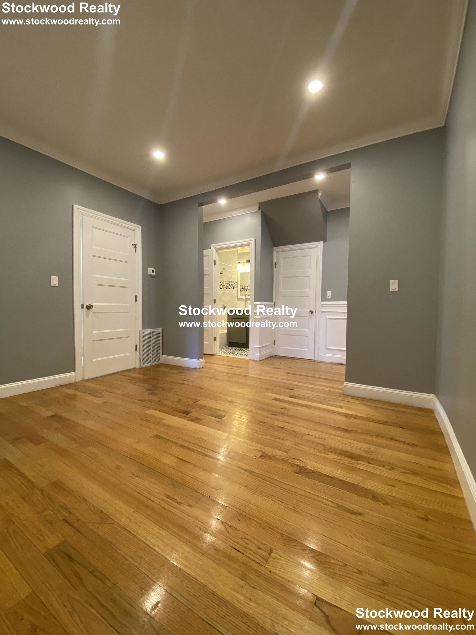 843 Dorchester Ave, Dorchester