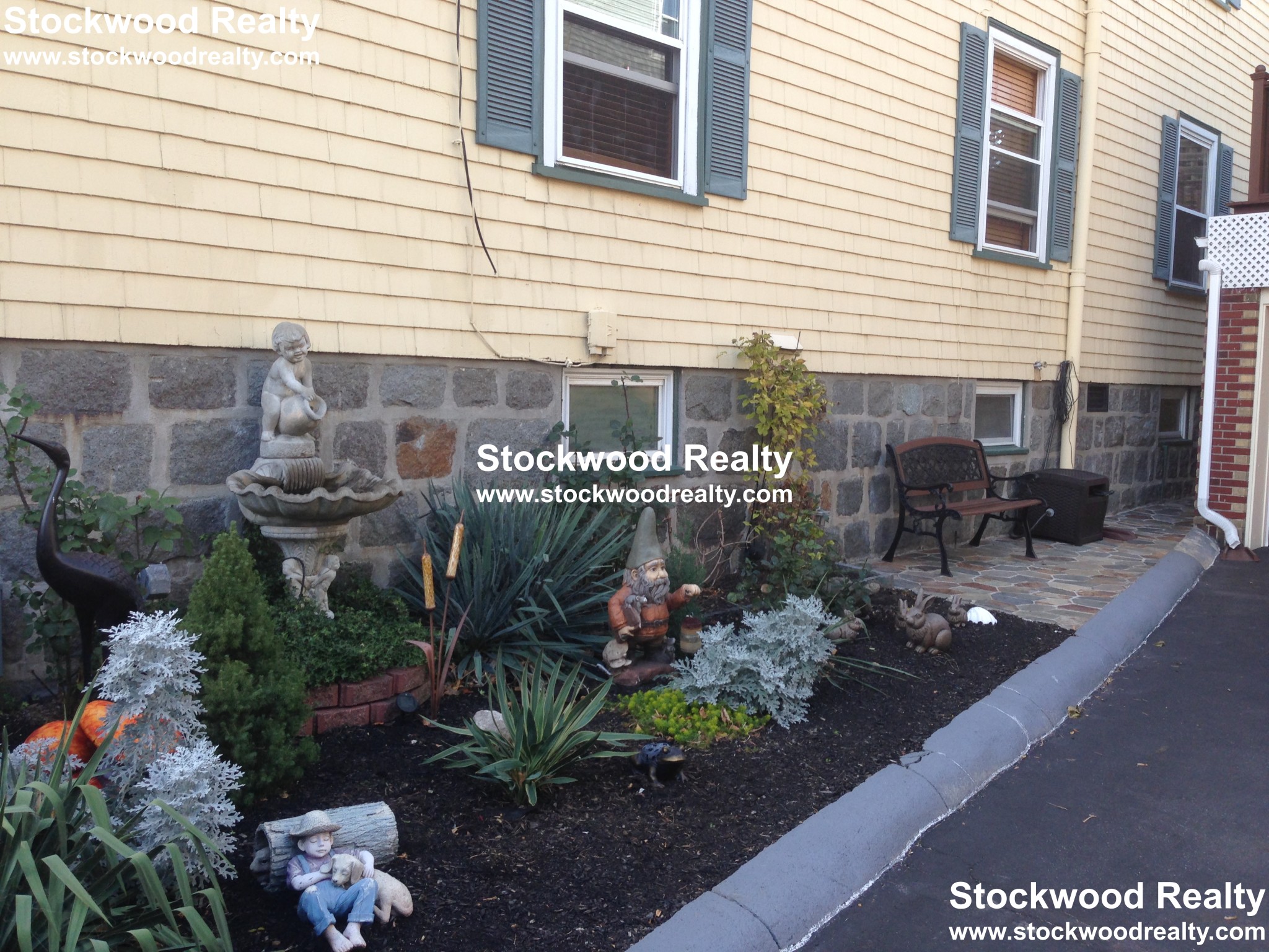 16 Crescent Ave, Dorchester