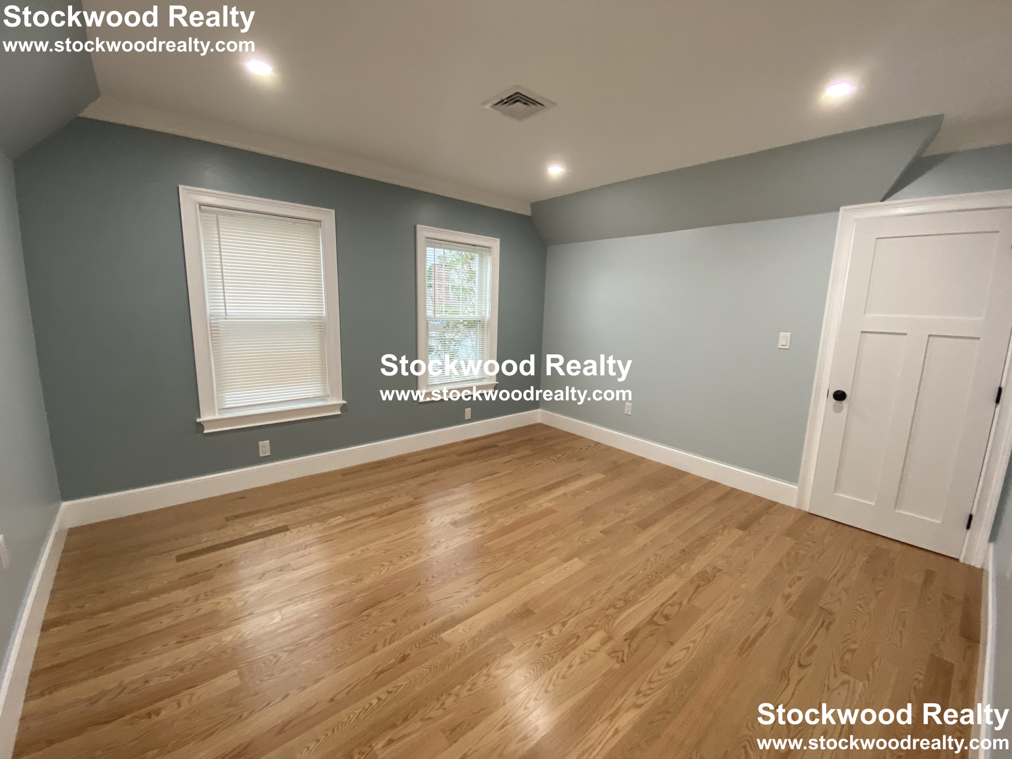 70 Sagamore St, Dorchester