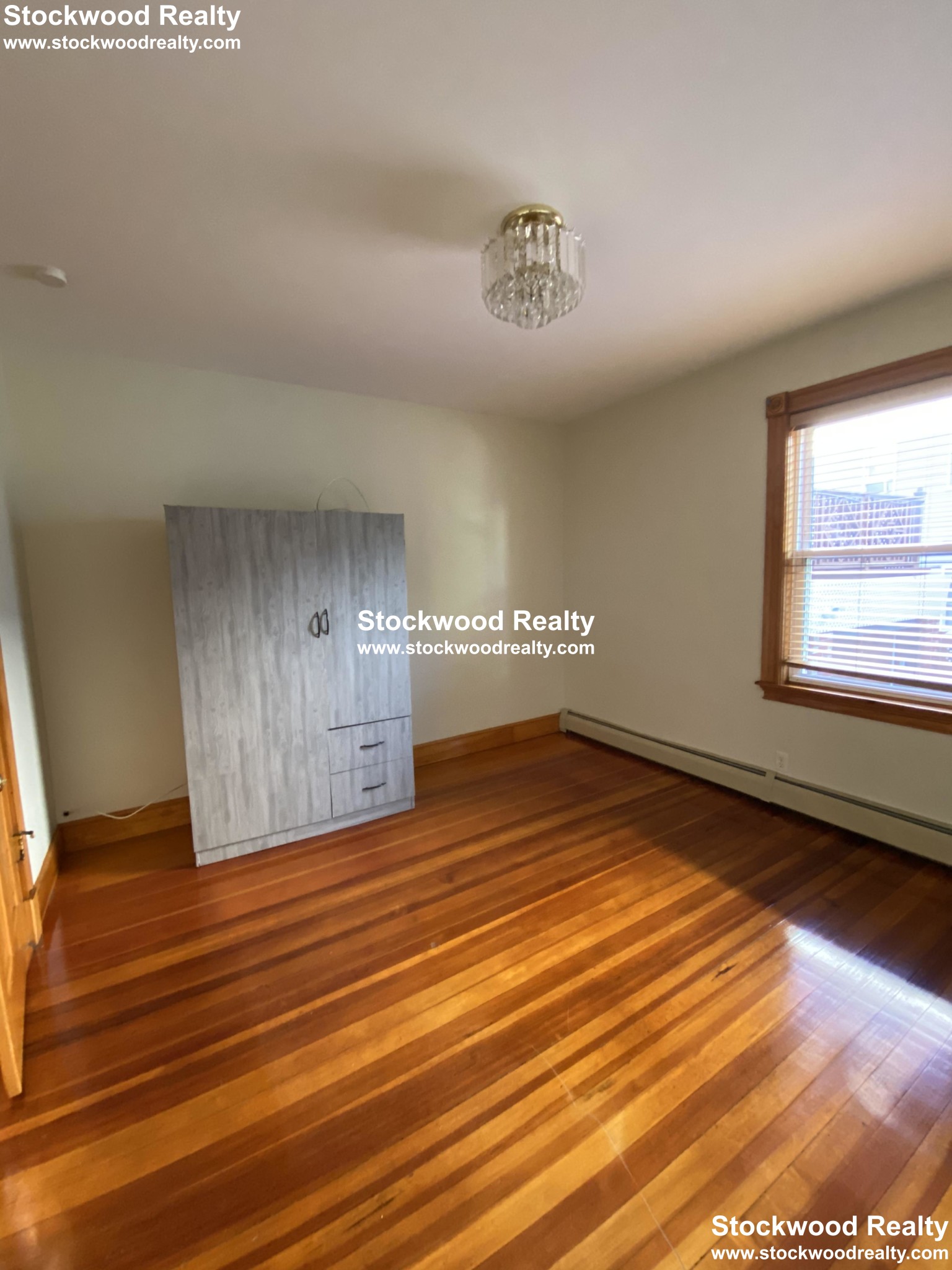 16 Crescent Ave, Dorchester