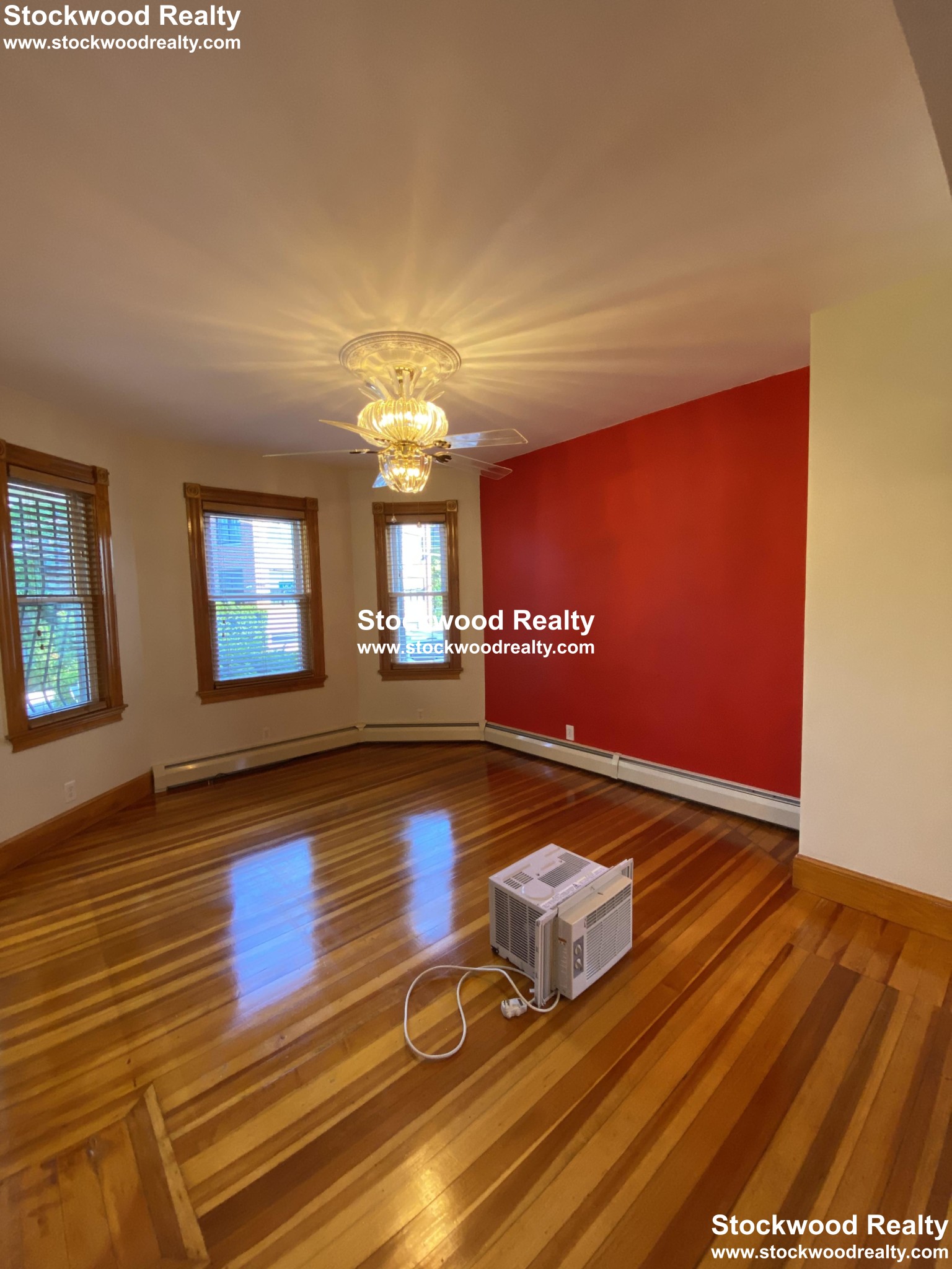 16 Crescent Ave, Dorchester