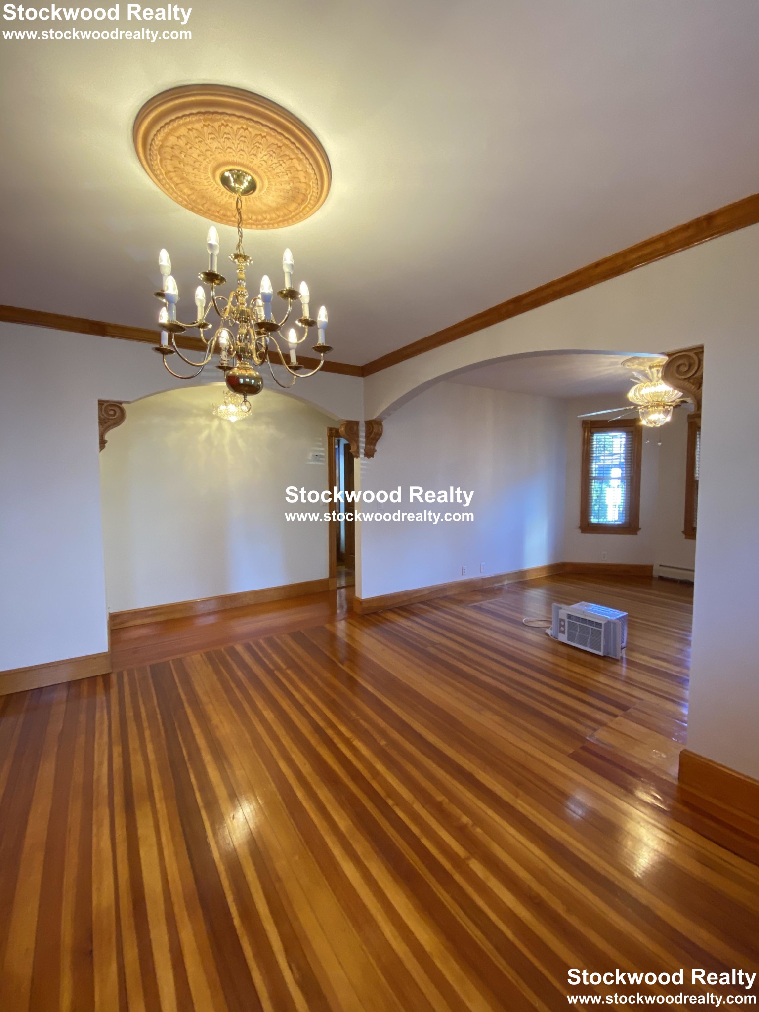 16 Crescent Ave, Dorchester