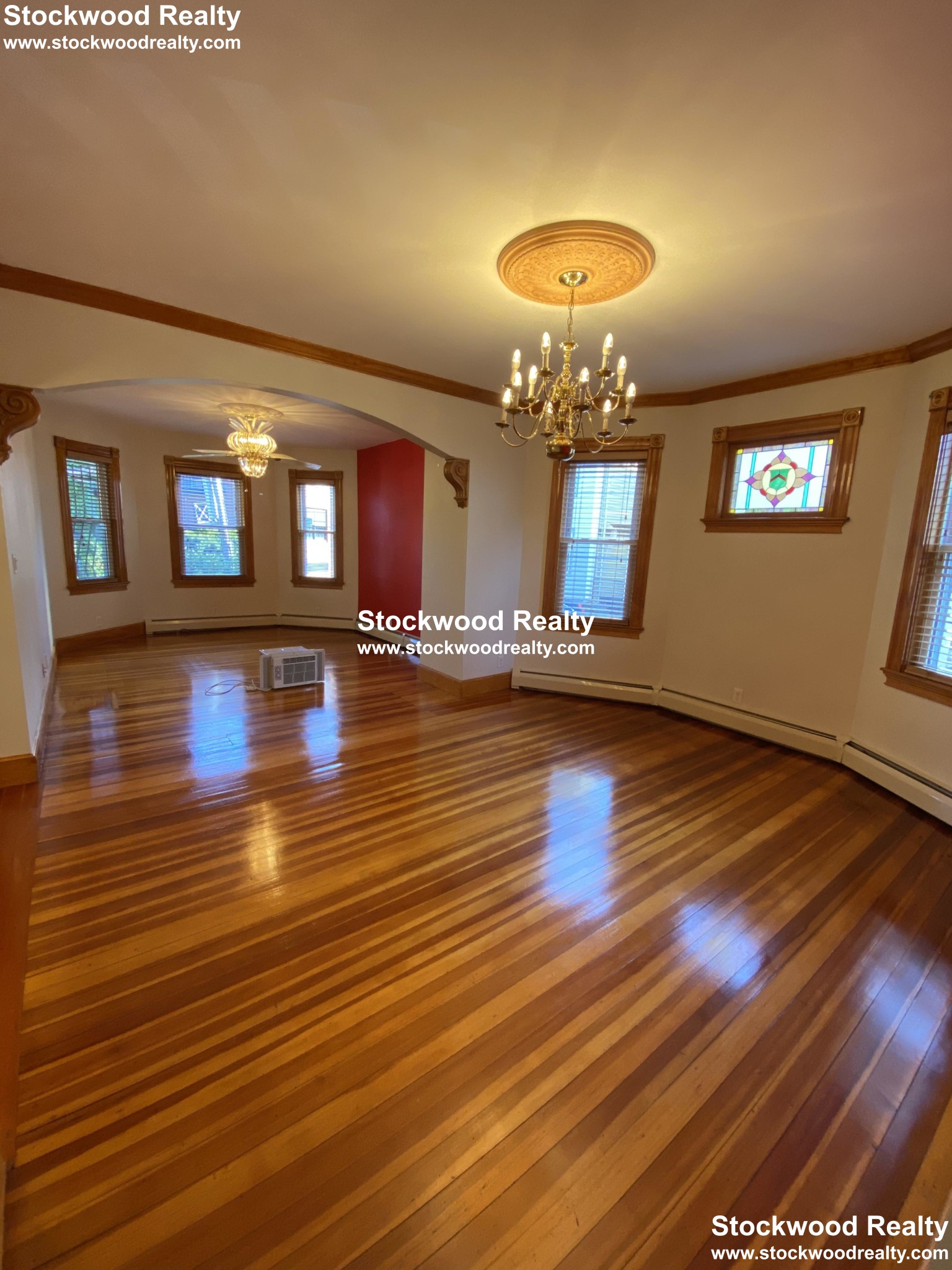 16 Crescent Ave, Dorchester