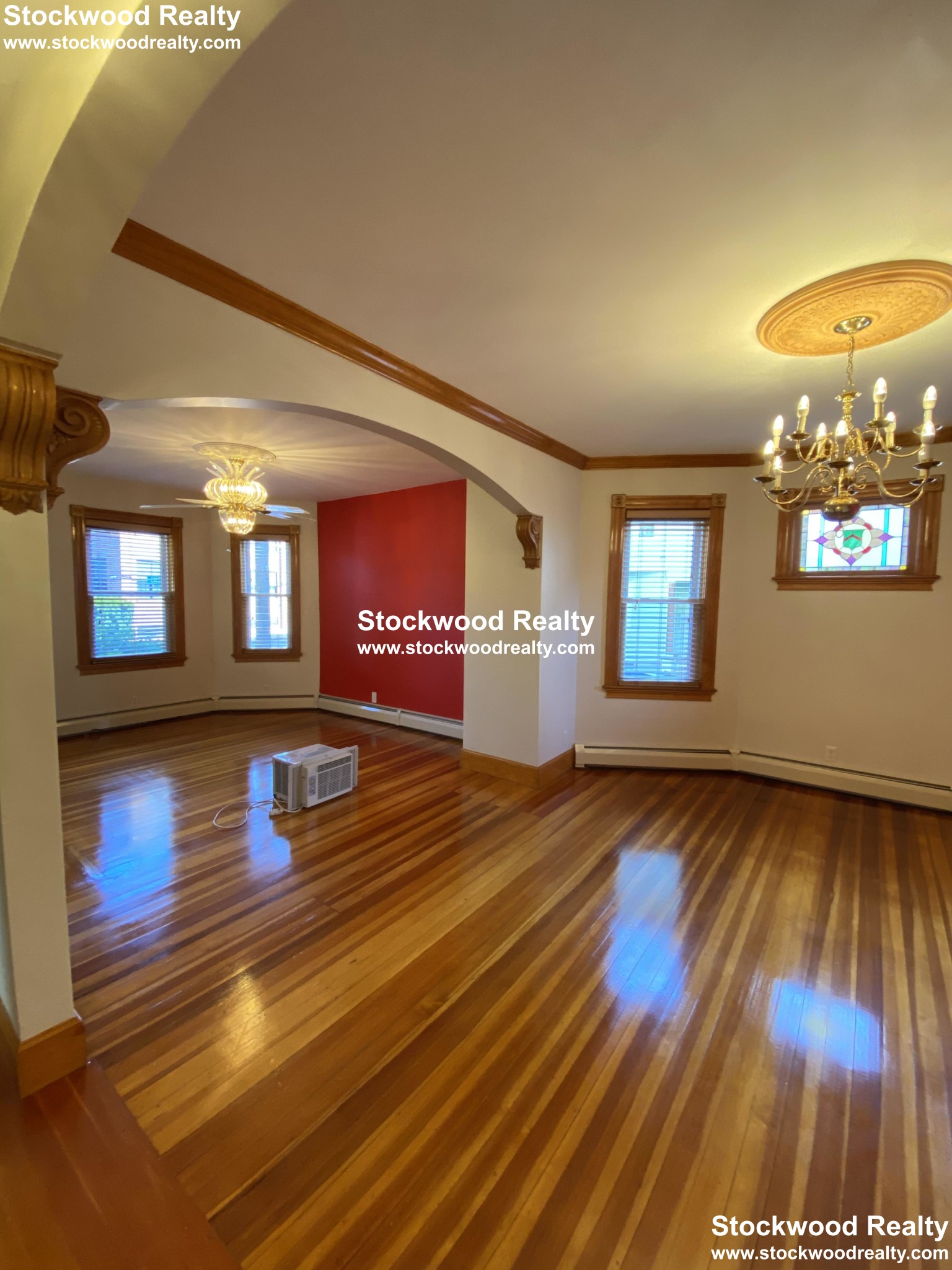 16 Crescent Ave, Dorchester