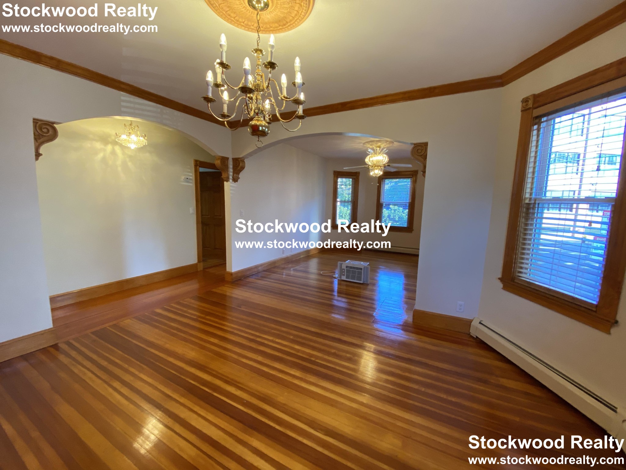 16 Crescent Ave, Dorchester