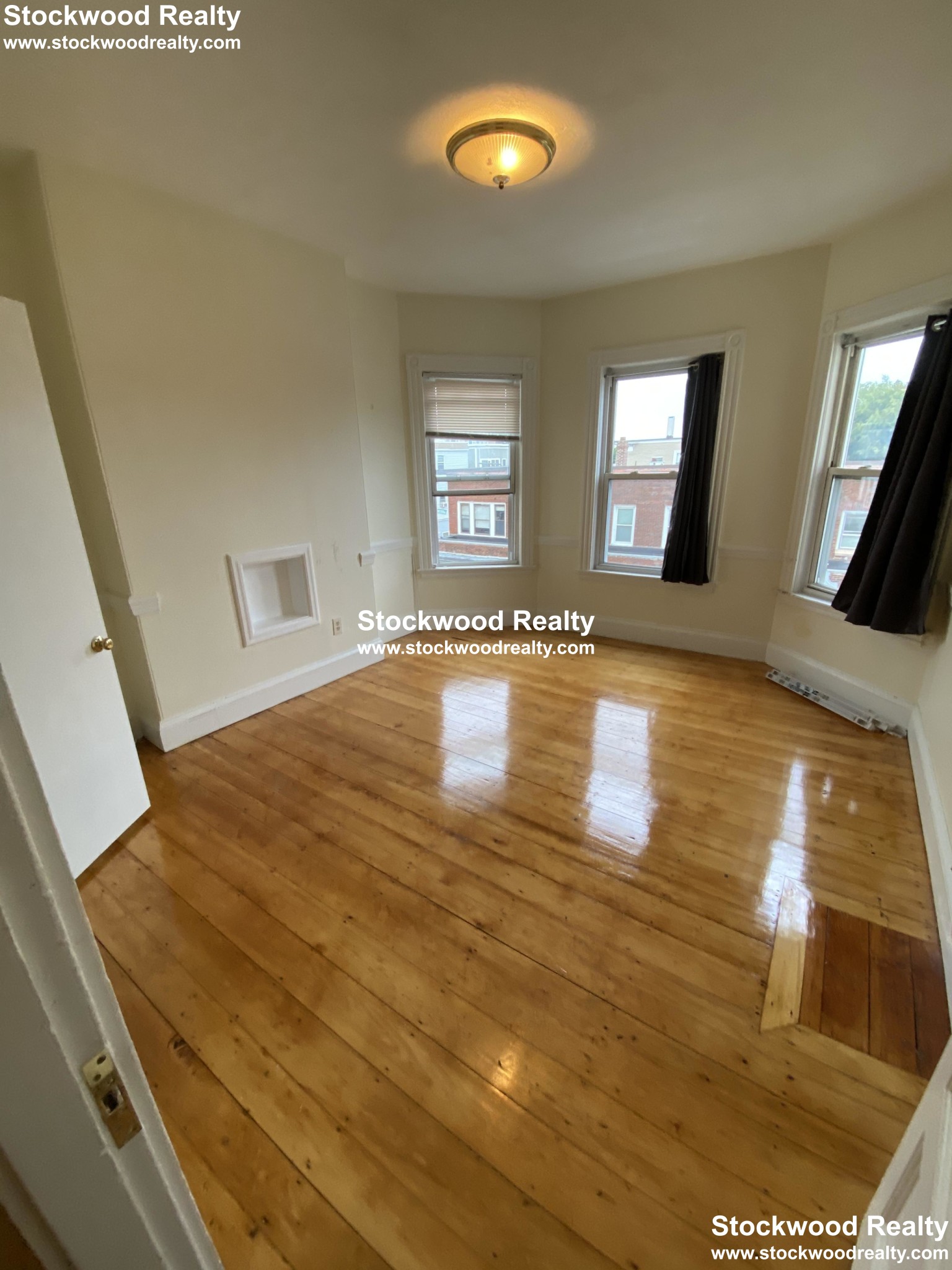 861 Dorchester Ave, Dorchester