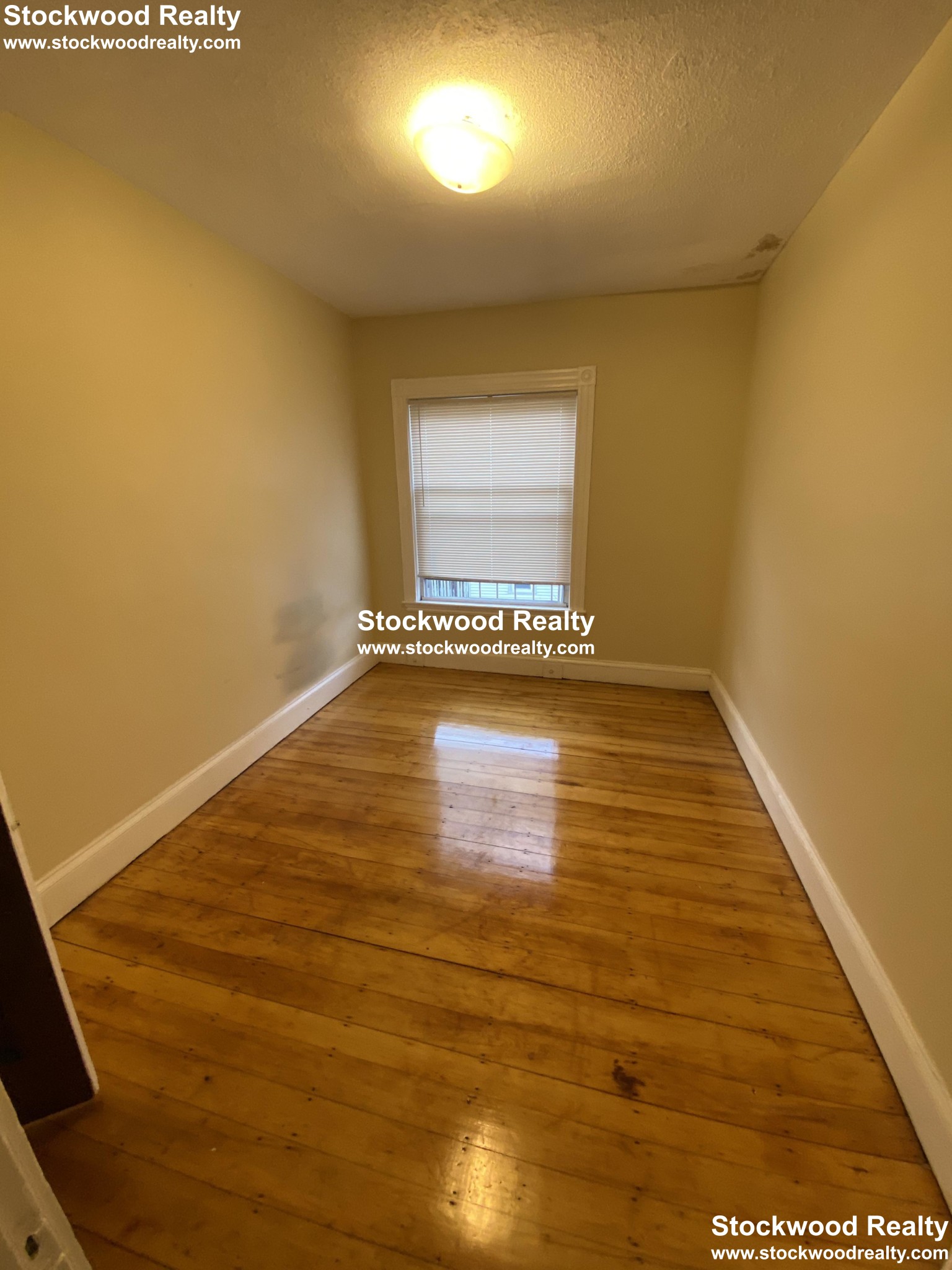 861 Dorchester Ave, Dorchester