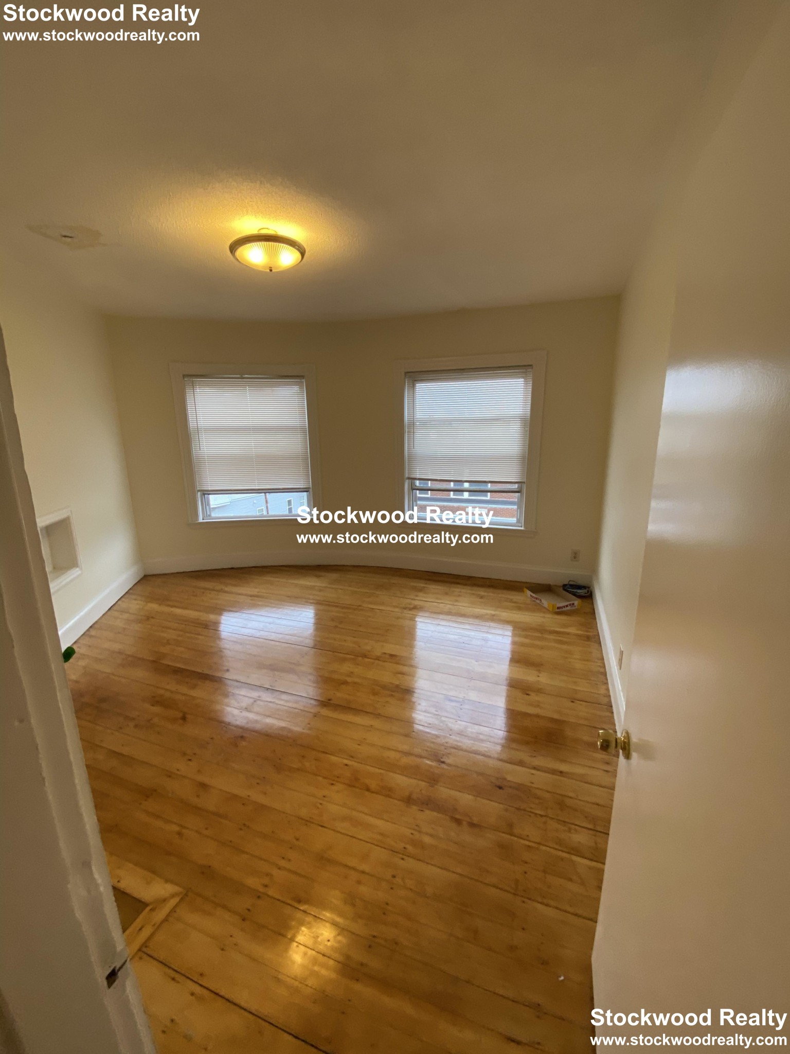 861 Dorchester Ave, Dorchester