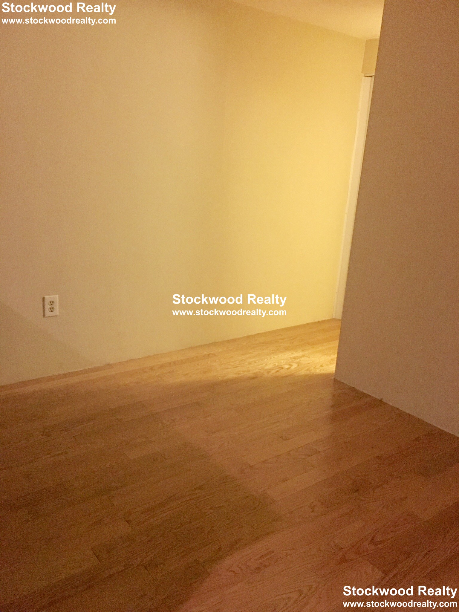 385 Dorchester St, South Boston