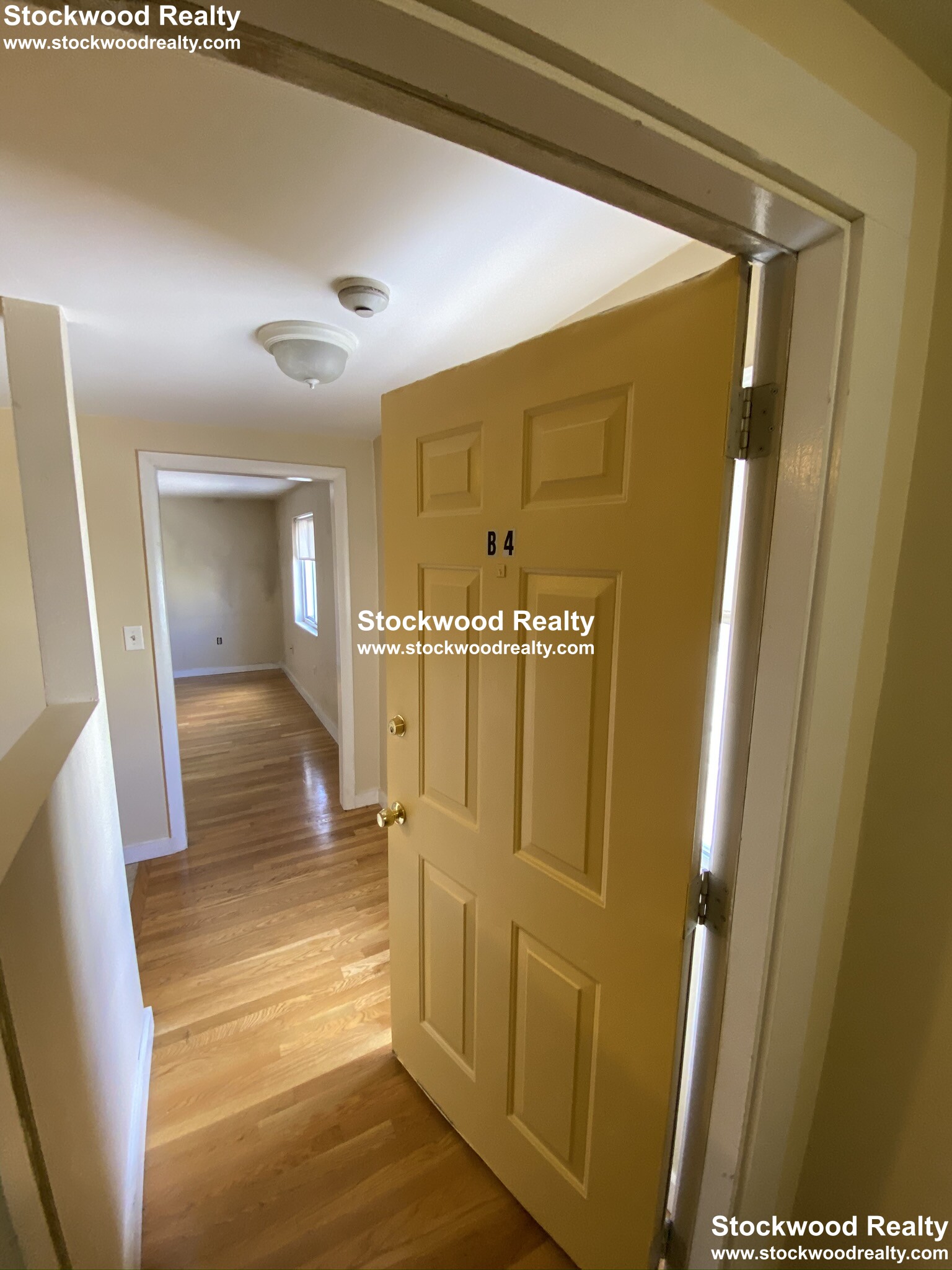 385 Dorchester St, South Boston