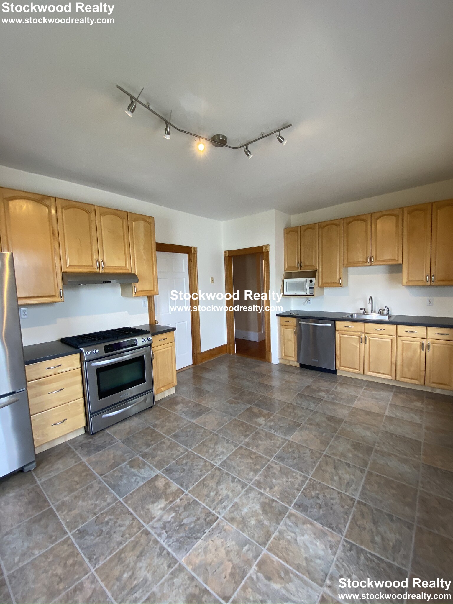 41 Howell St, Dorchester