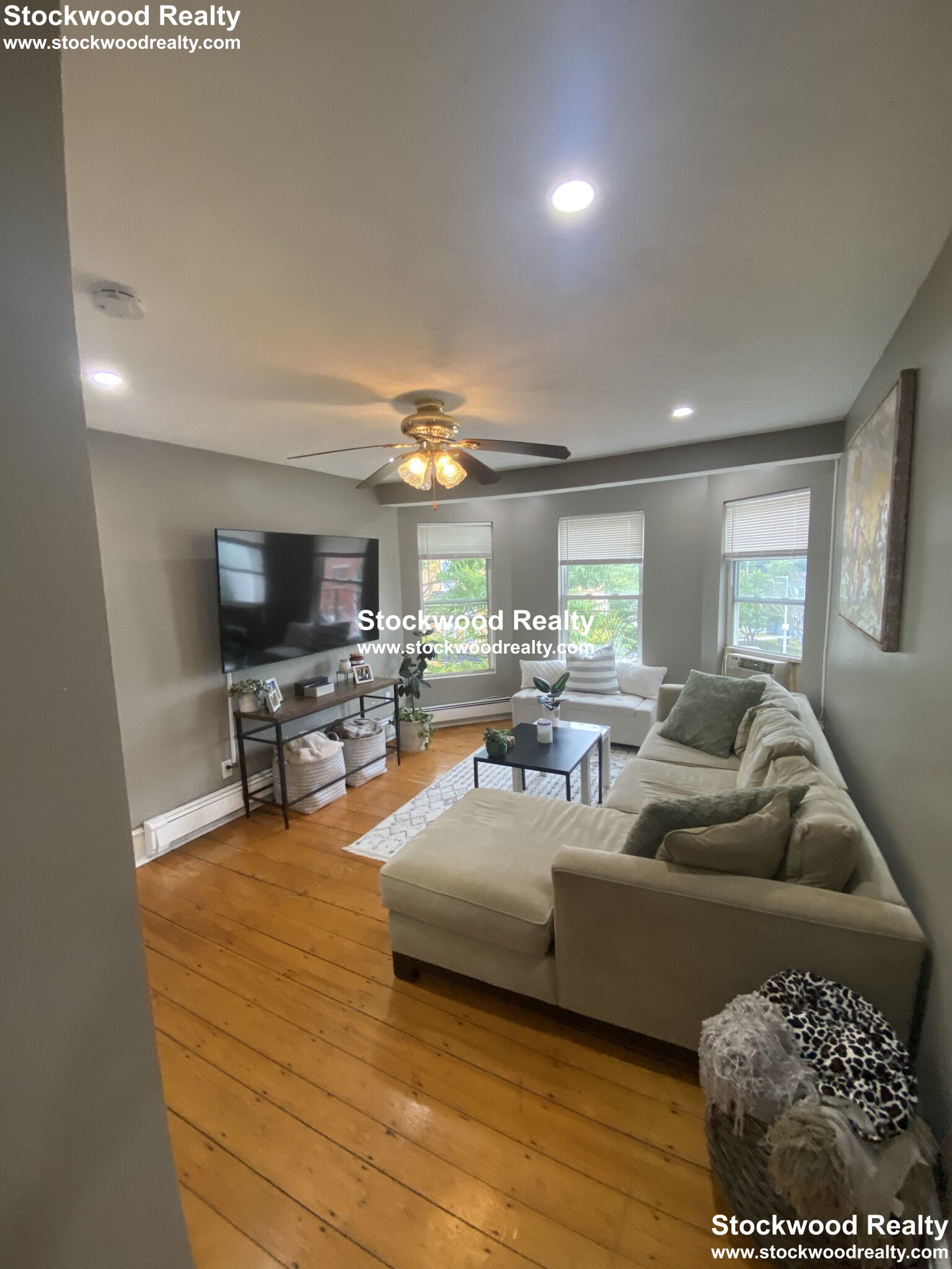 829 Dorchester Ave, Dorchester