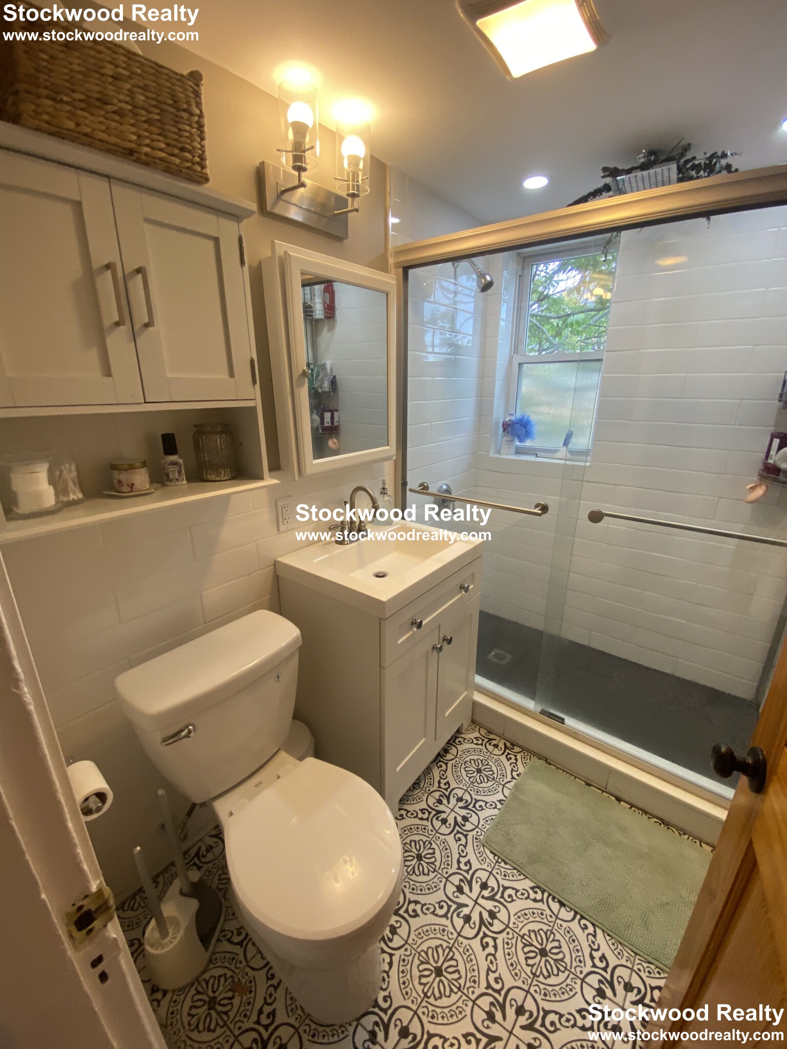 829 Dorchester Ave, Dorchester