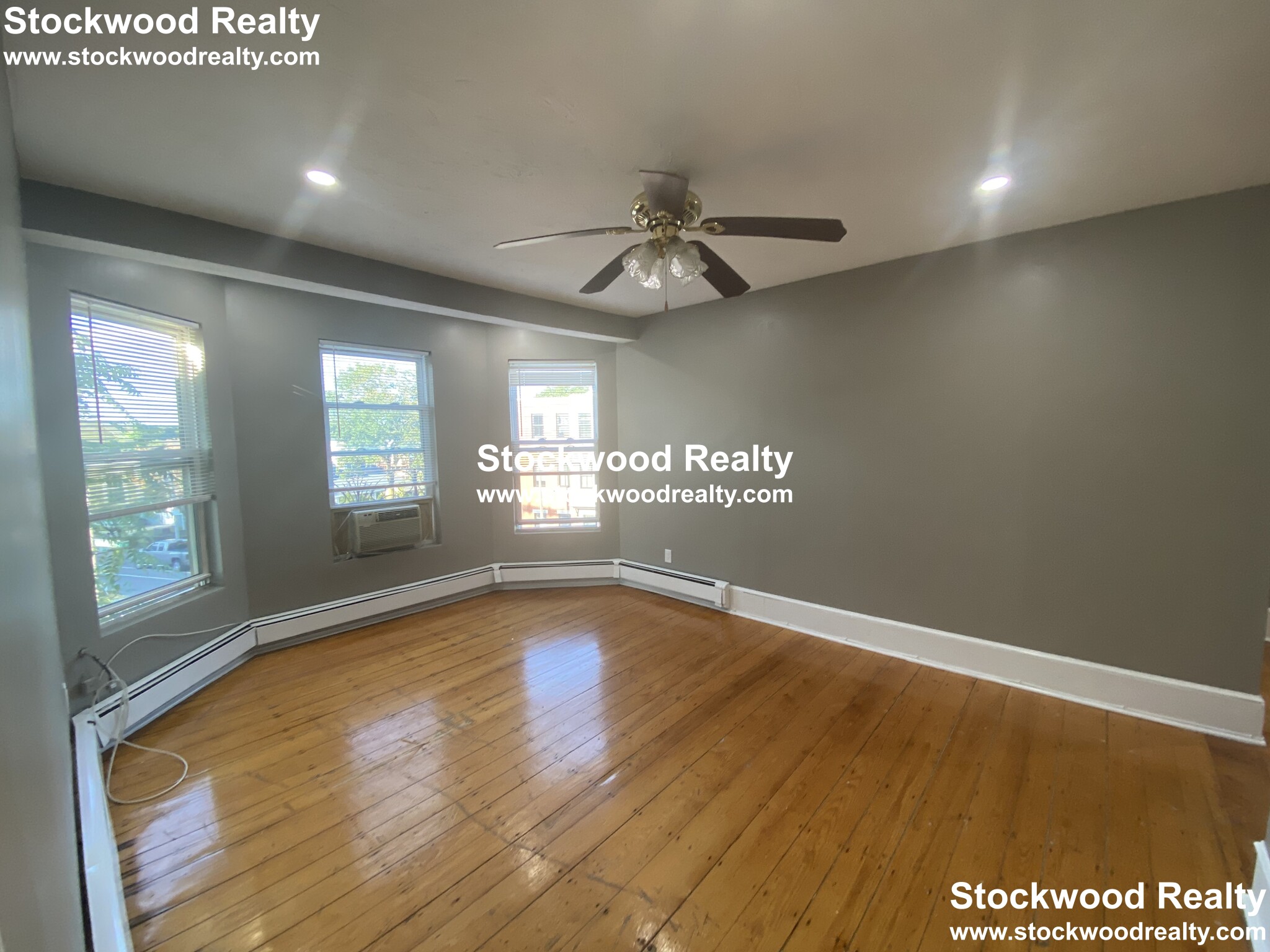 829 Dorchester Ave, Dorchester