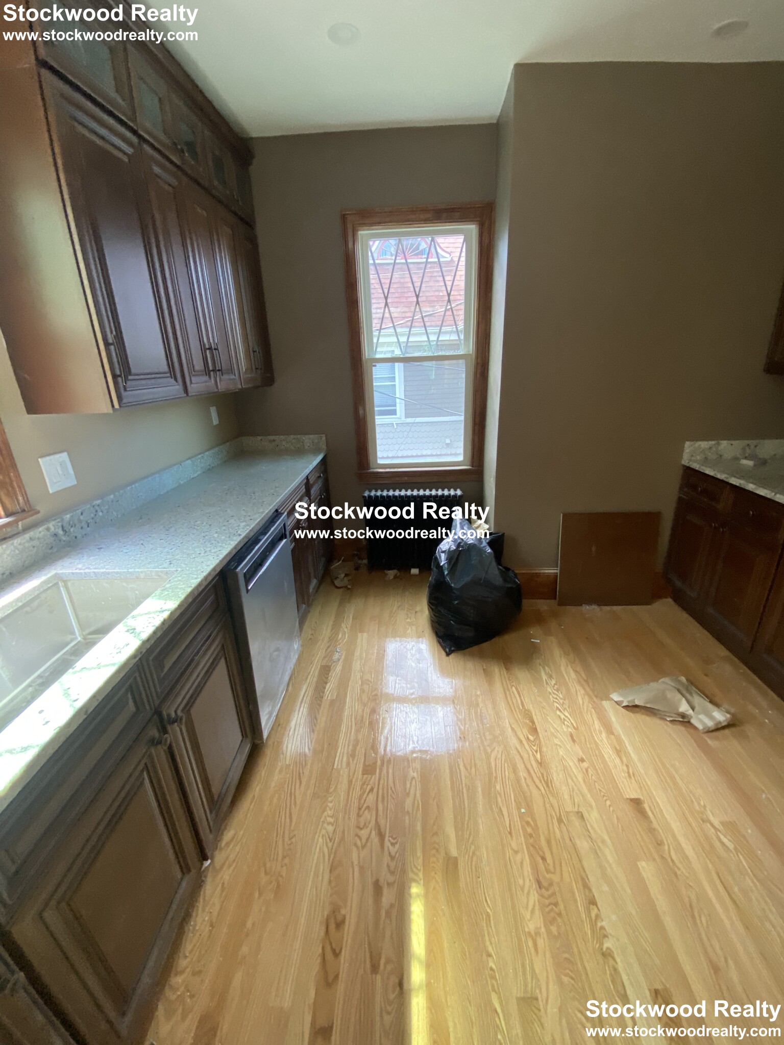 17-19 Cushing Ave, Dorchester