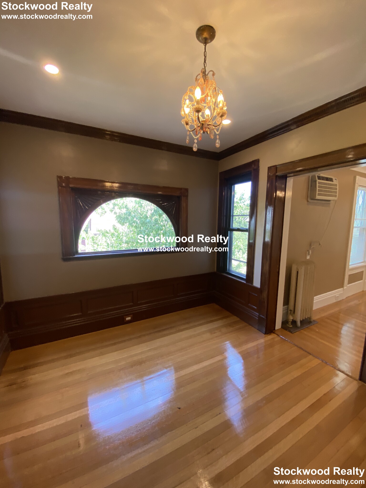 17-19 Cushing Ave, Dorchester