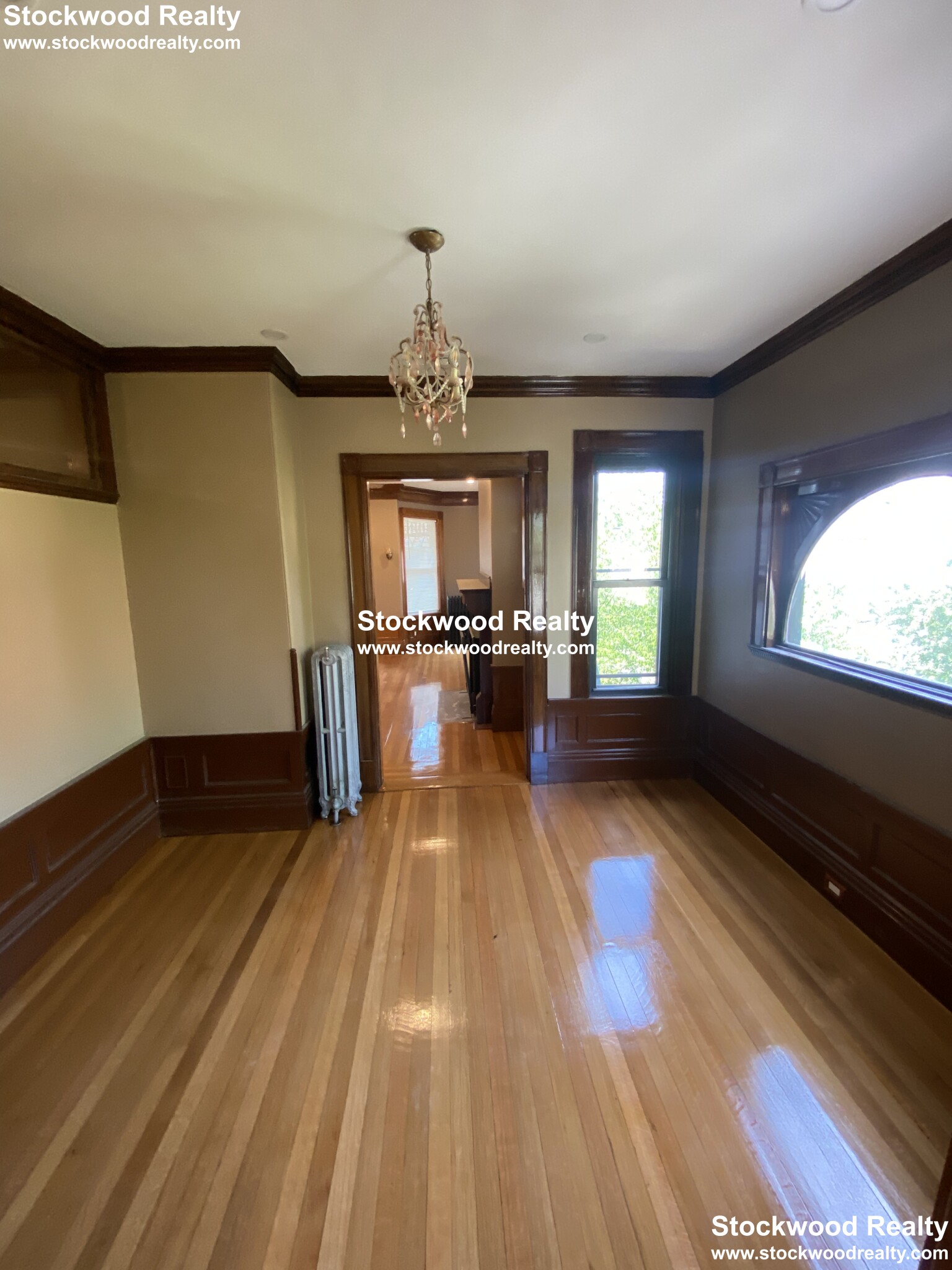 17-19 Cushing Ave, Dorchester