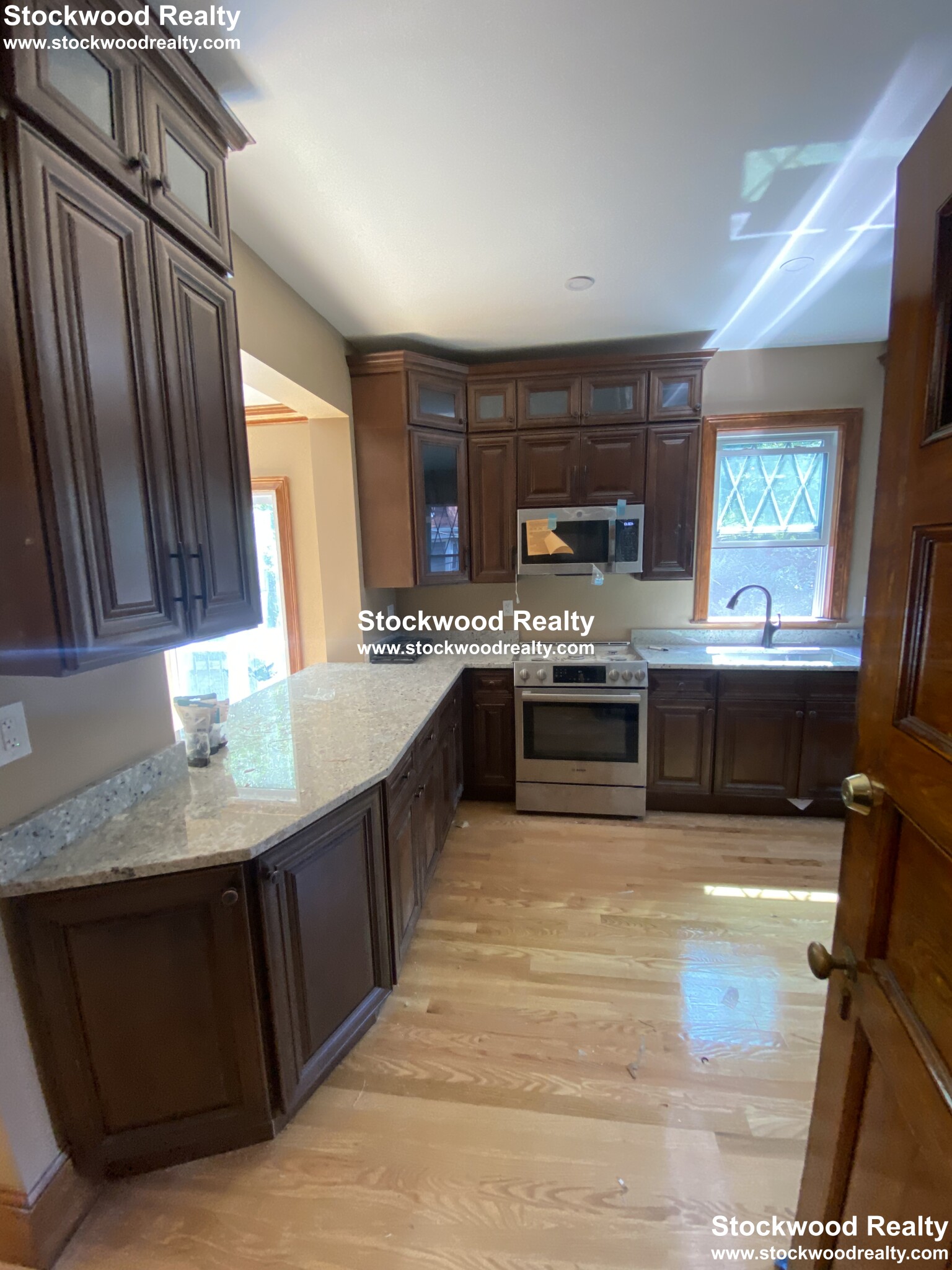 17-19 Cushing Ave, Dorchester