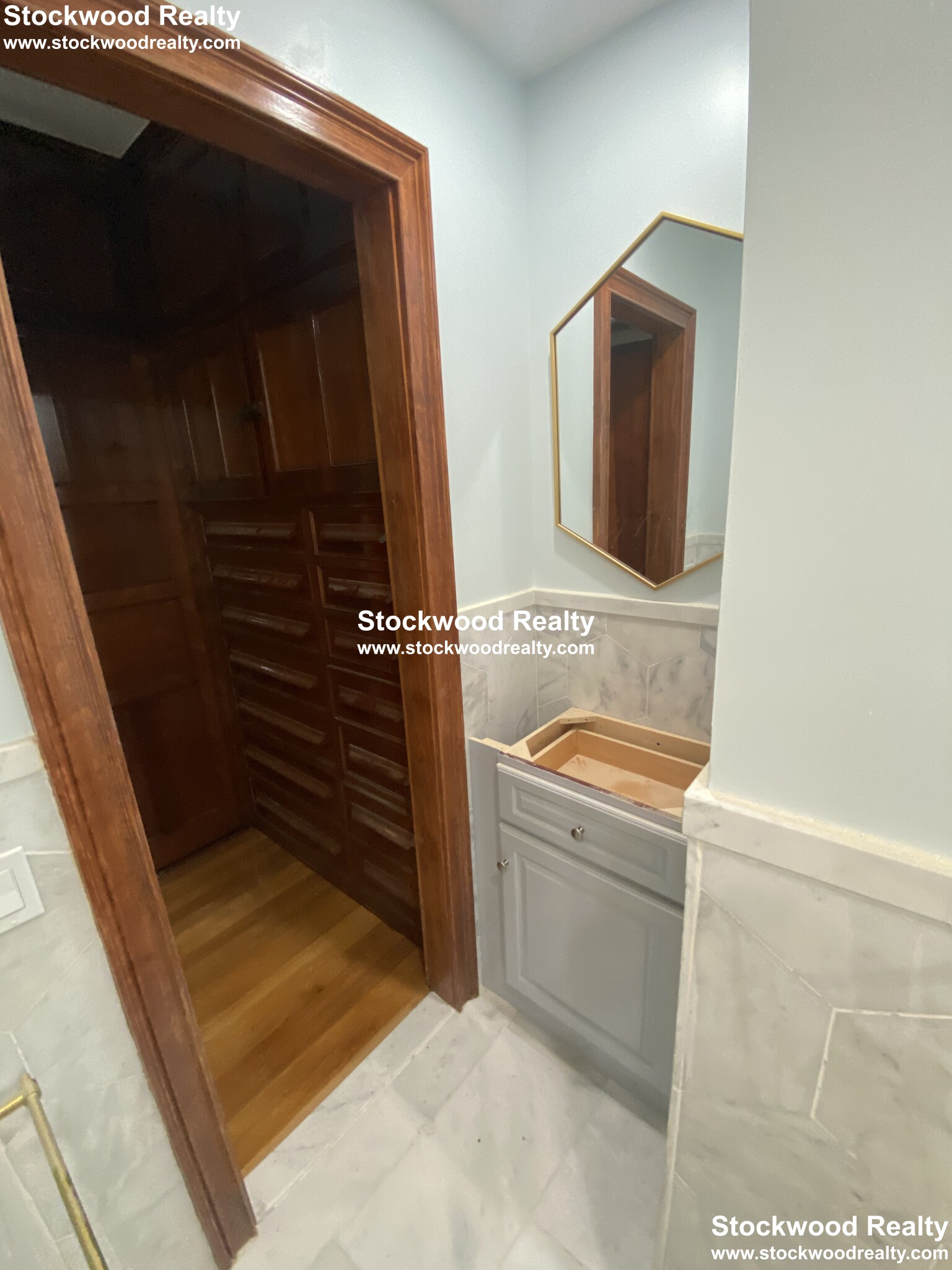 17-19 Cushing Ave, Dorchester