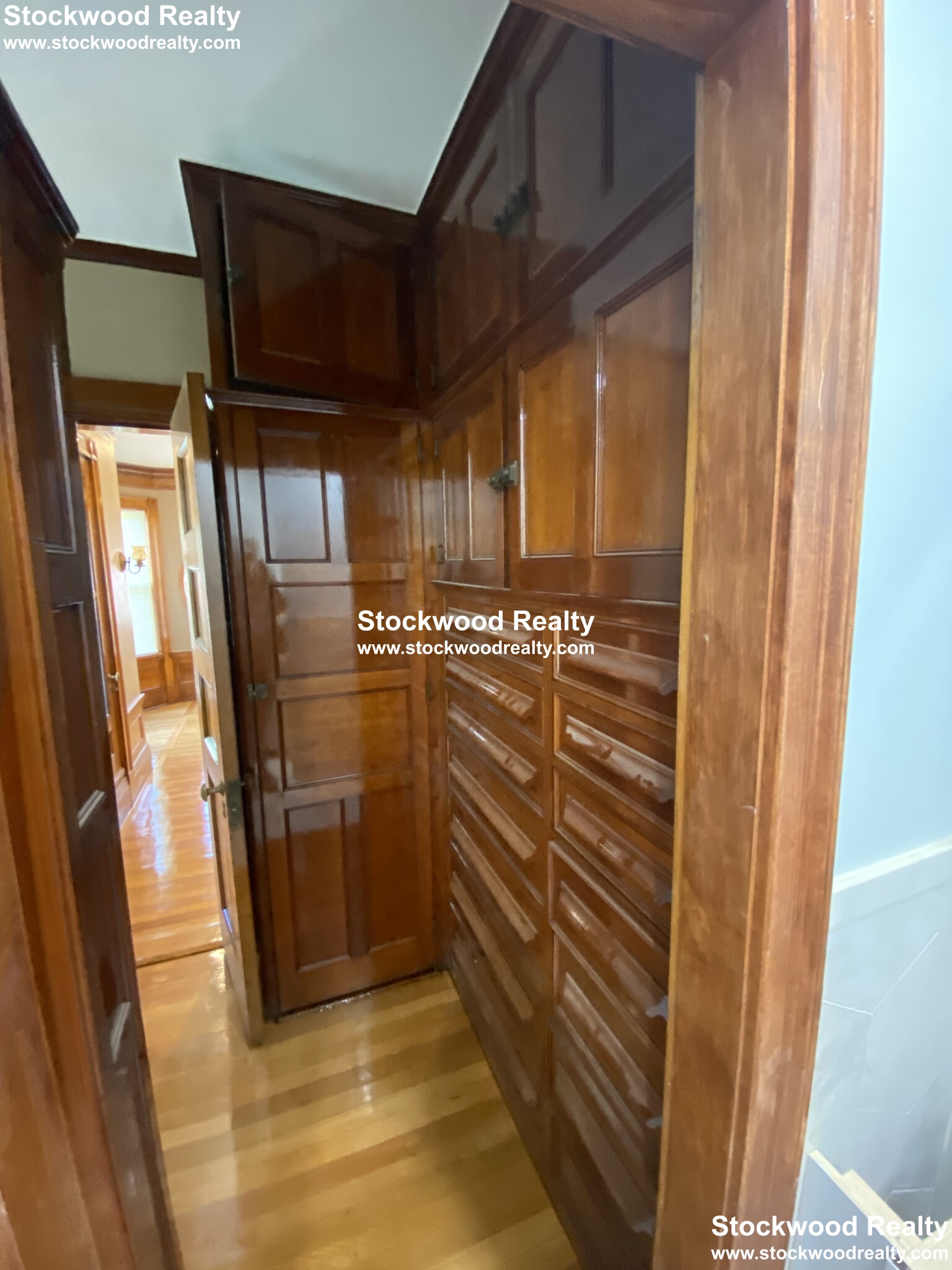 17-19 Cushing Ave, Dorchester