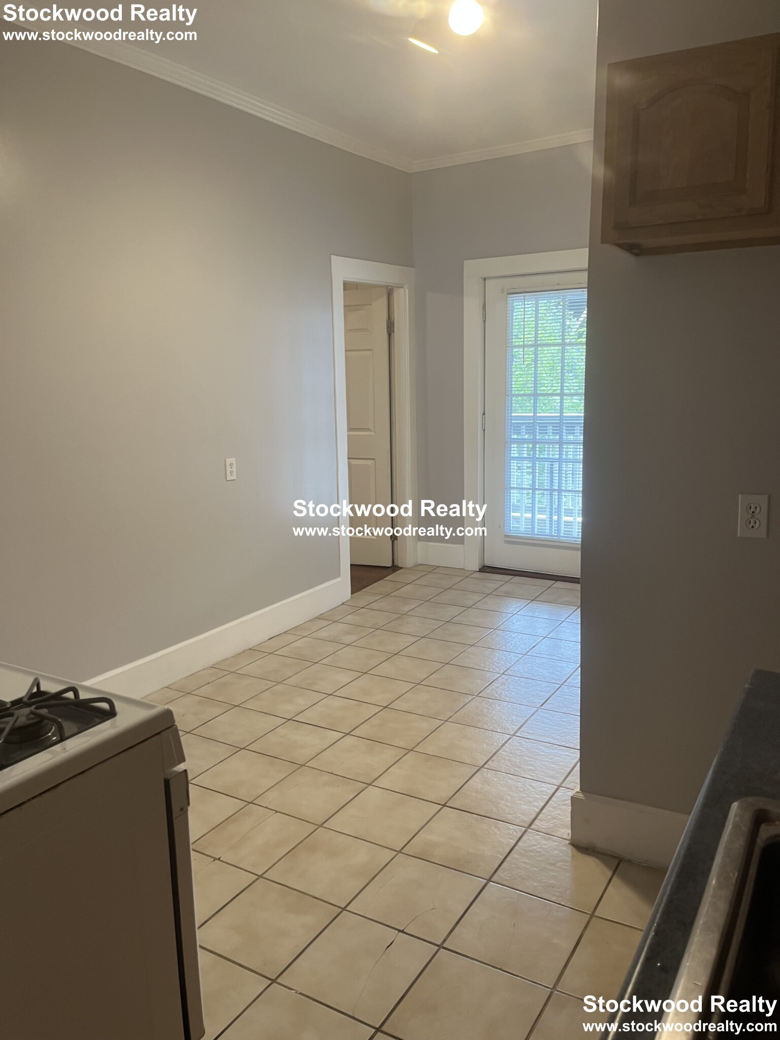 25 Woodward St, South Boston