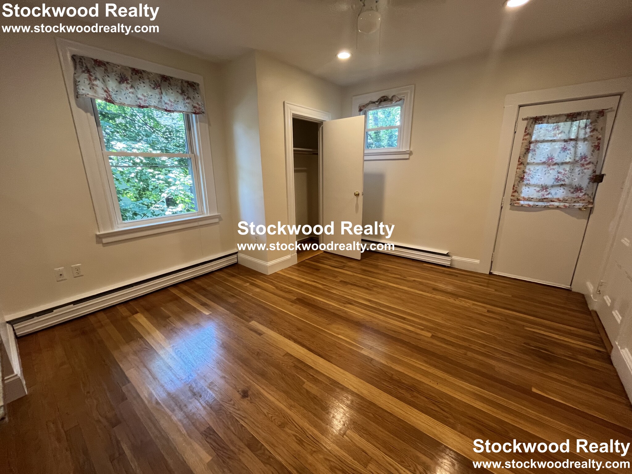 90 Lyndhurst St, Dorchester