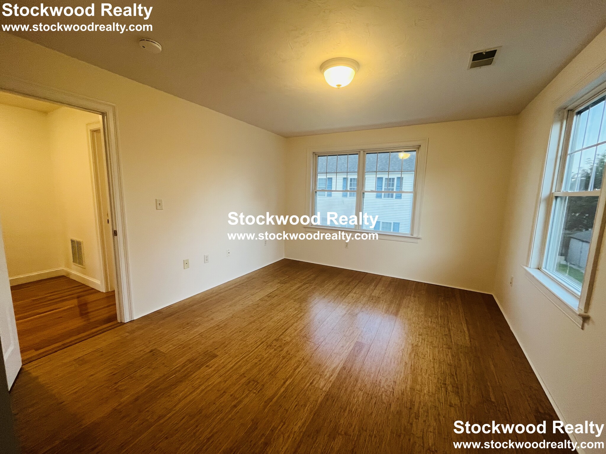 191 Bridge St, North Weymouth