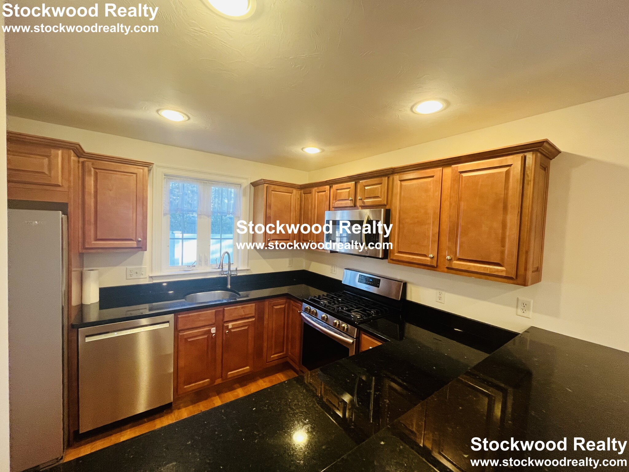 191 Bridge St, North Weymouth